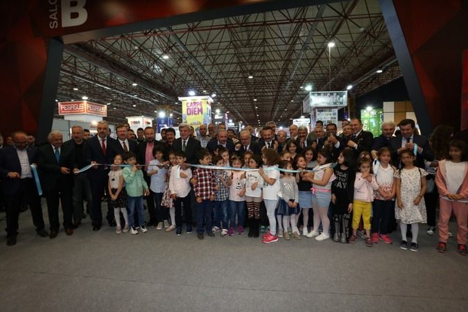 10. Kocaeli Kitap Fuarı kapılarını açtı