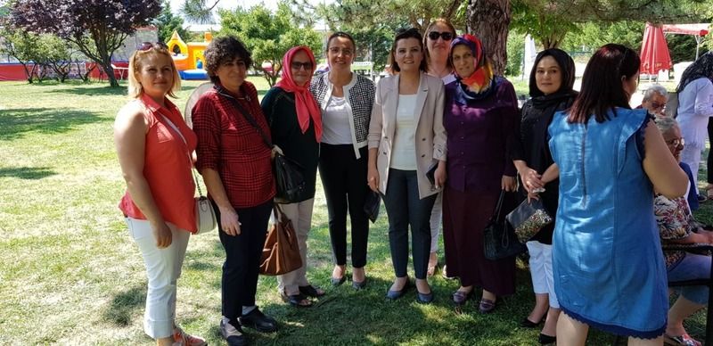 Hürriyet'ten,  CHP İzmit Teşkilatına Rehavet Uyarısı!
