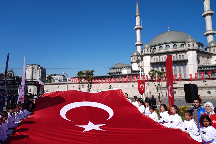 19 Mayıs 12
