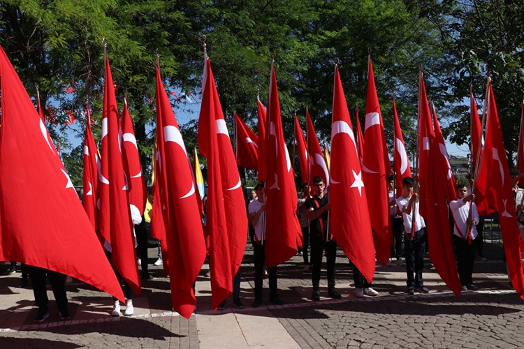 19 Mayıs 8