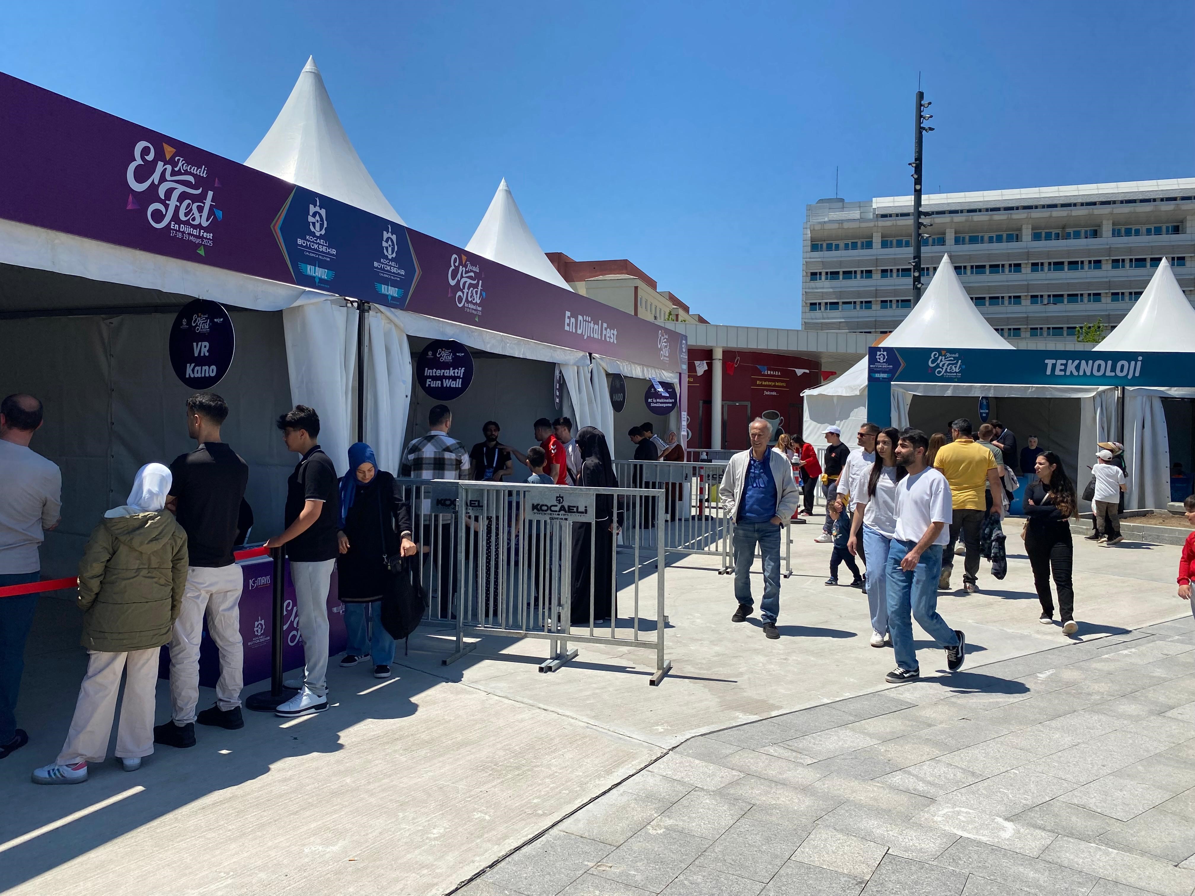 72 Metre Yüksekte Çanakkale Türküsü! 7