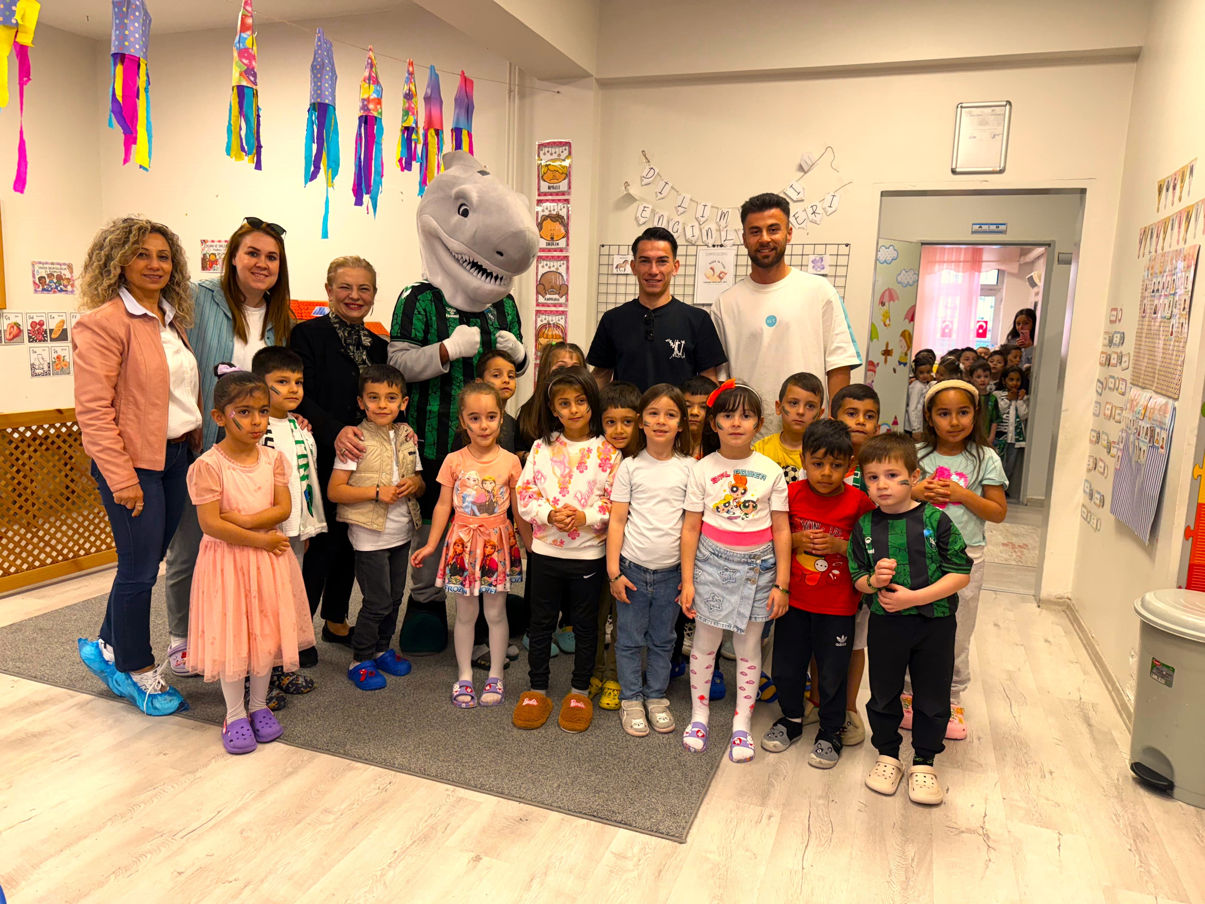 Bu Şehirde Artık Her Çocuk Kocaelisporlu! 1