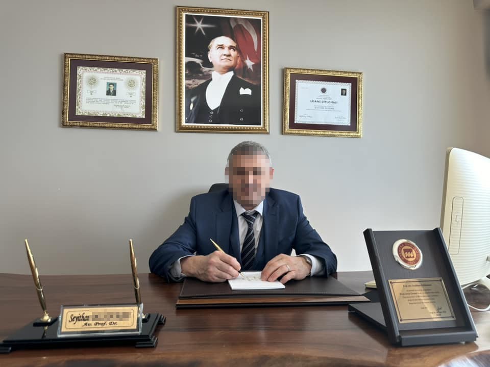 Çikolata Mı, Rüşvet Mi 1