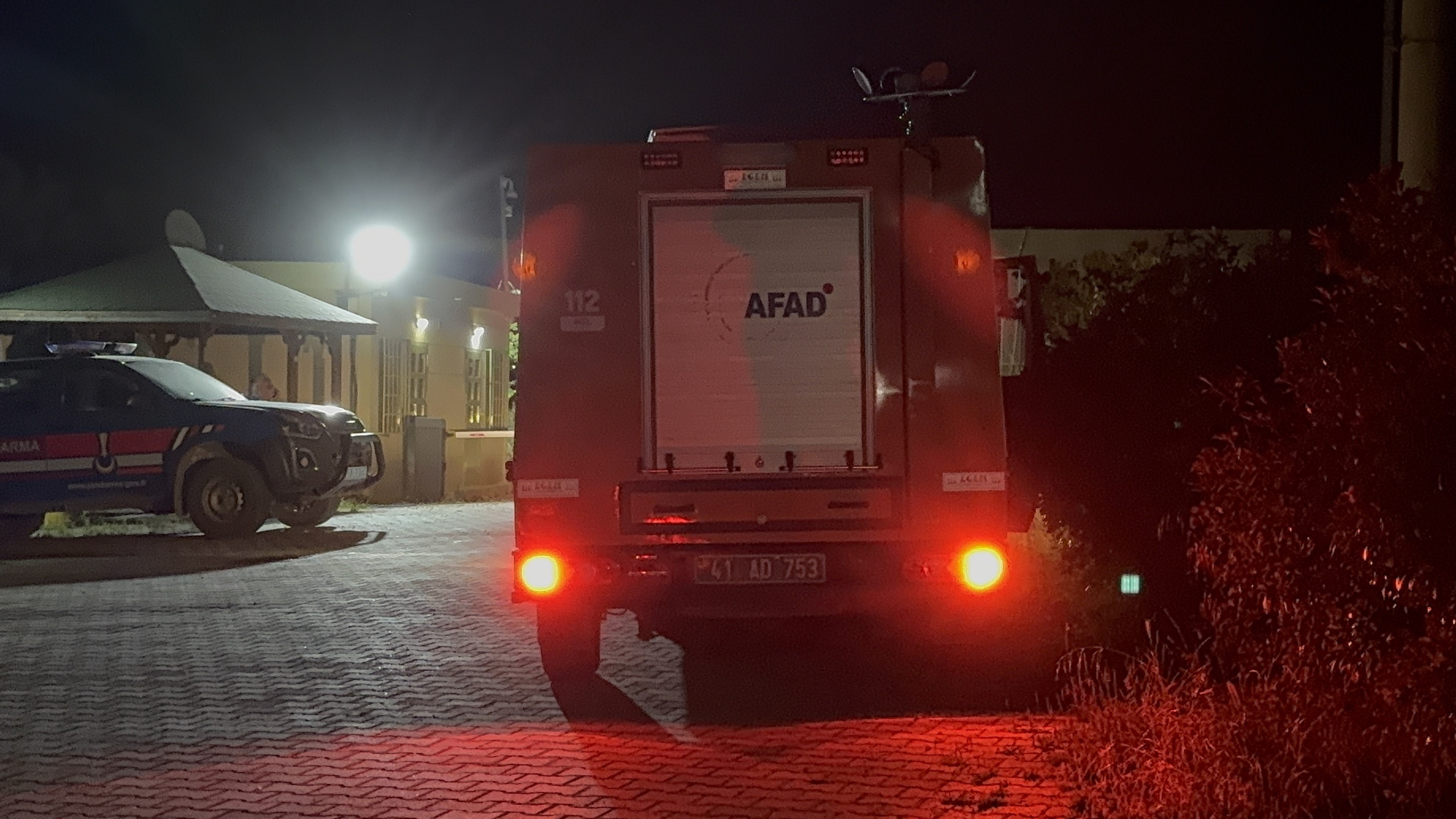 Define Ararken Canlarından Oldular; 2 Ölü 5