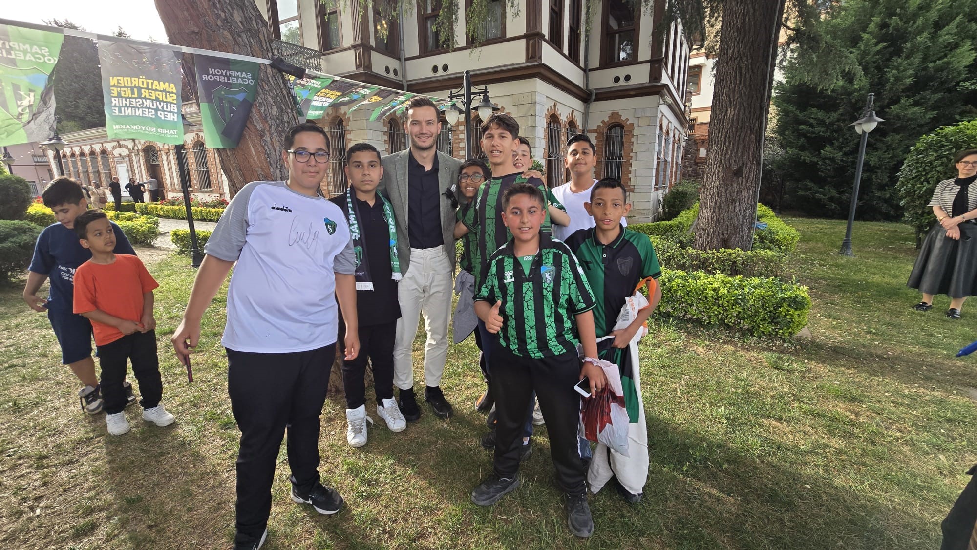 Efsaneler Buluştu! Kocaelispor’un Gol Kralları Birarada 1