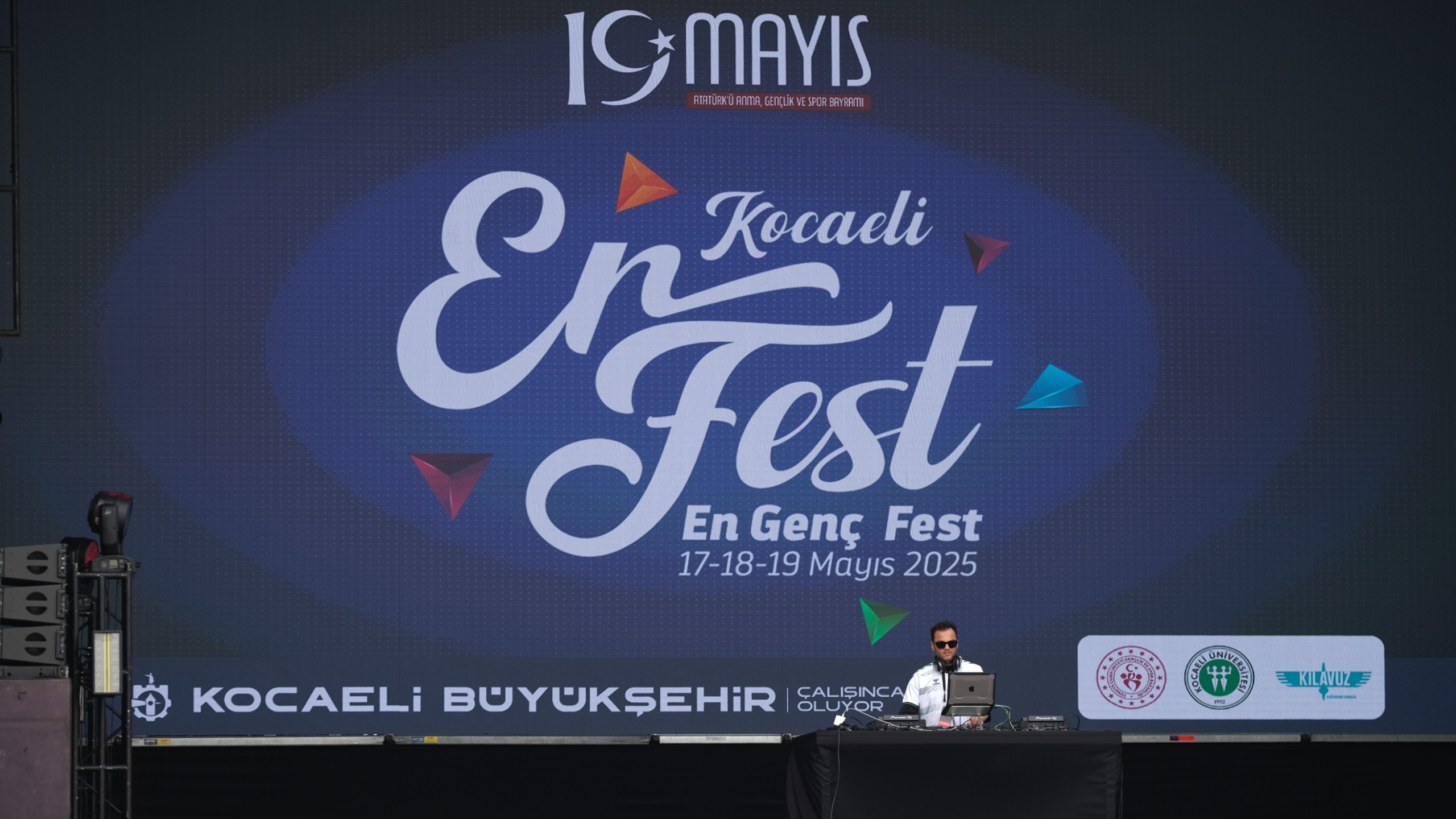 Enfest Sahne Şovlarıyla Başladı (5)
