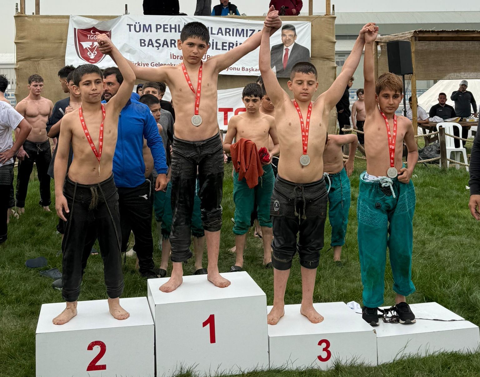 Gölcük Beledi̇yespor Pehli̇vanlari Başariya Doymuyor 8