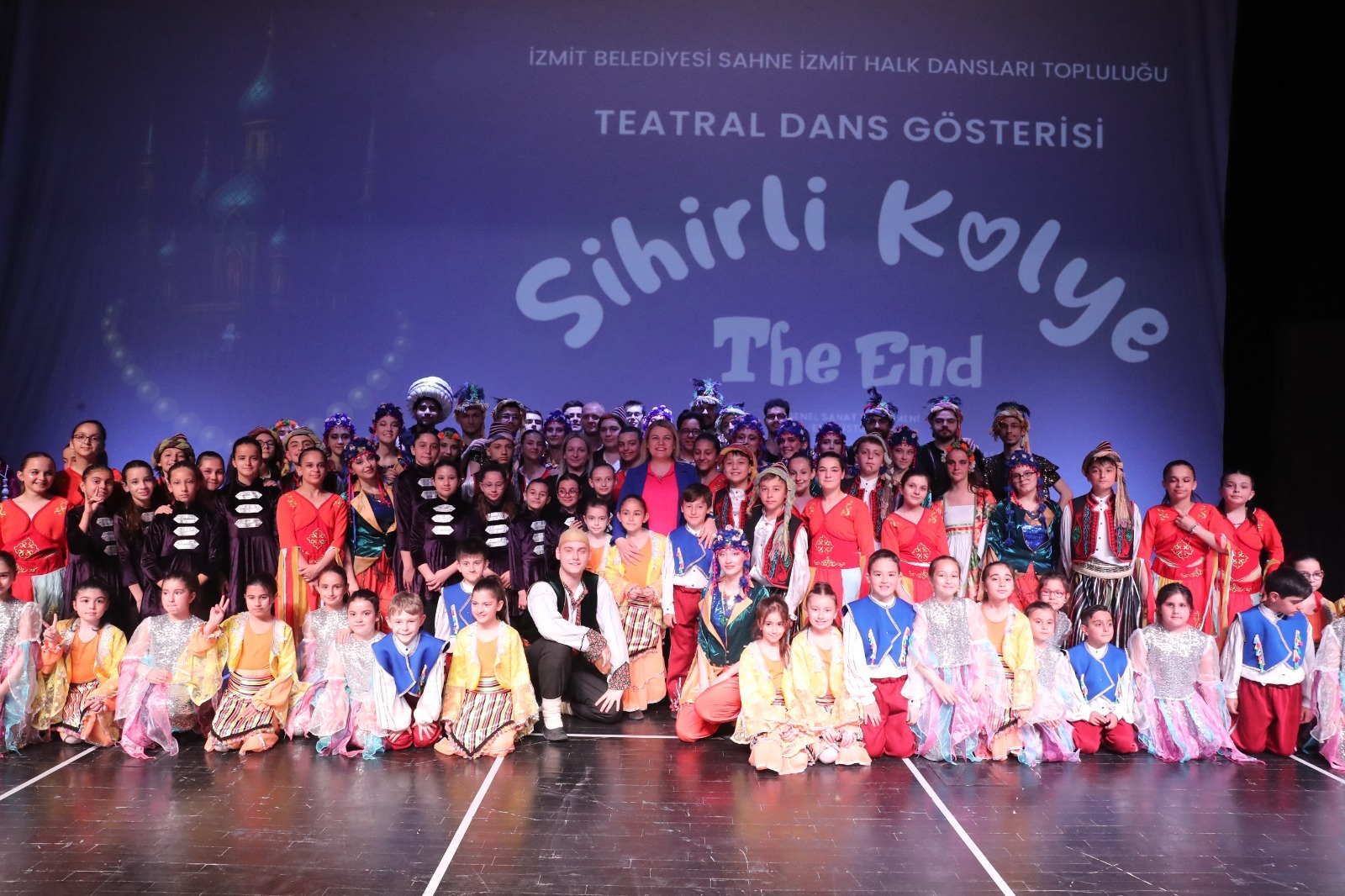 Izmit Belediyesi Sanat Akademisi'nin Yildizlari Sihirli Kolye Ile Parladi (11)