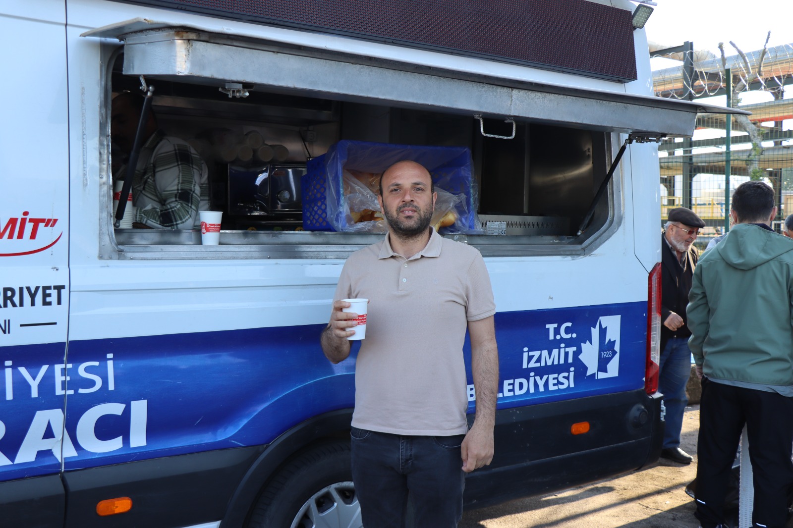 Izmit Belediyesinden Tüpras Isçilerine Sicak Destek (5)