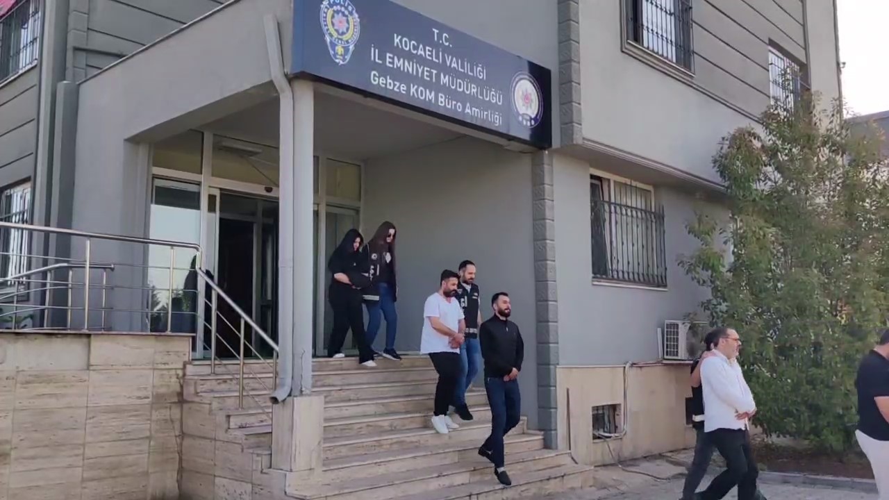 Kocaeli'de Eş Zamanlı Operasyon; 30 Şüpheli Yakalandı 4
