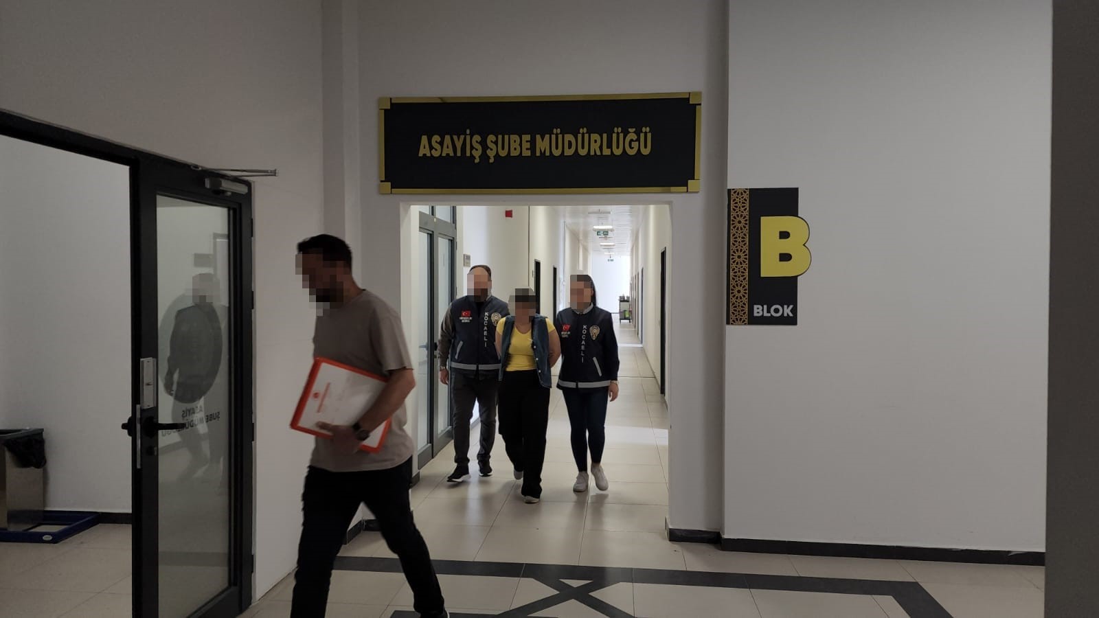 Kocaeli'de Hırsızlık Operasyonu 2 Şüpheli, 59 Suç Kaydı! 2
