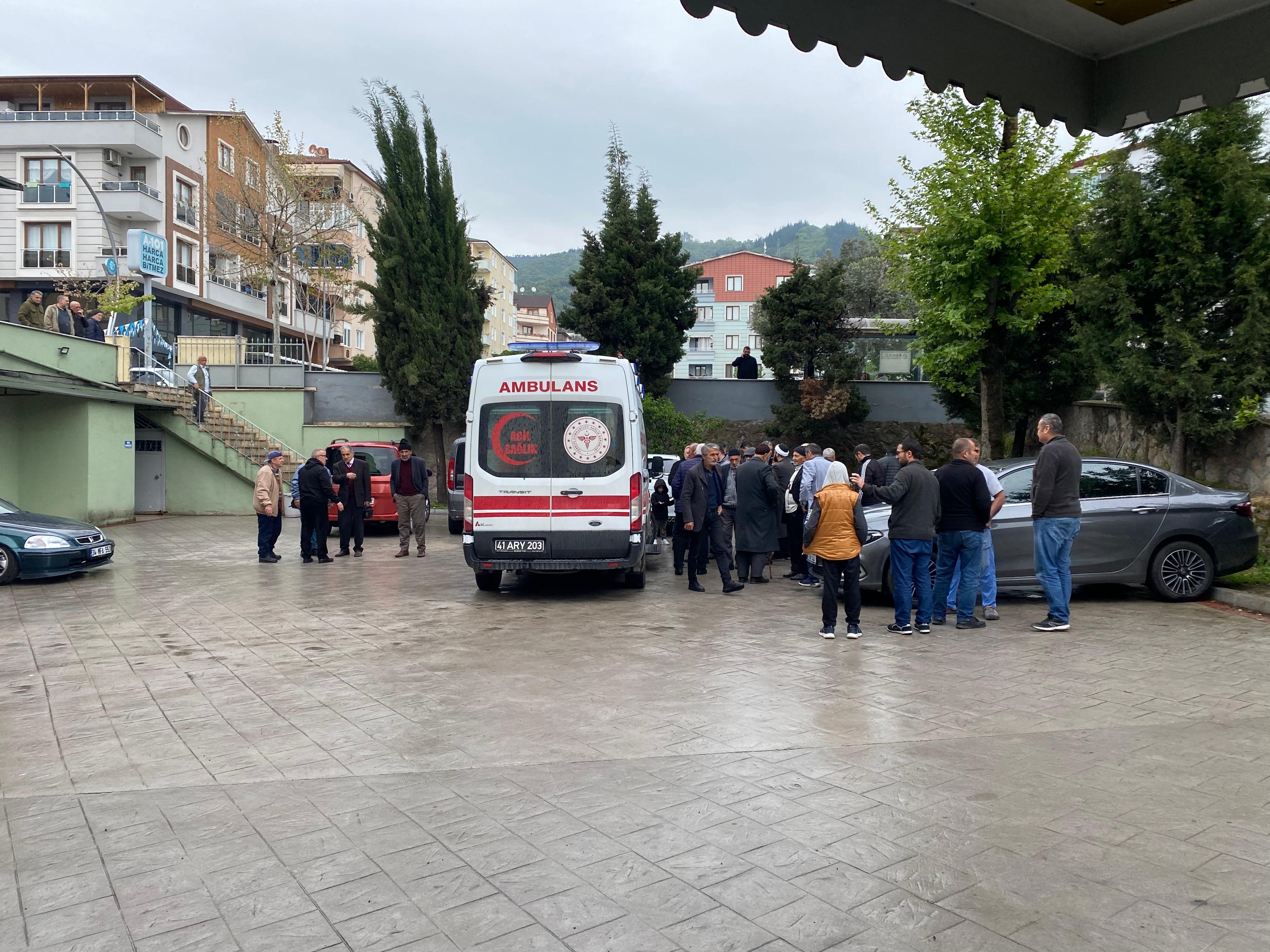 Körfez'de Yaşlı Adam Hareketsiz Halde Bulundu! 4