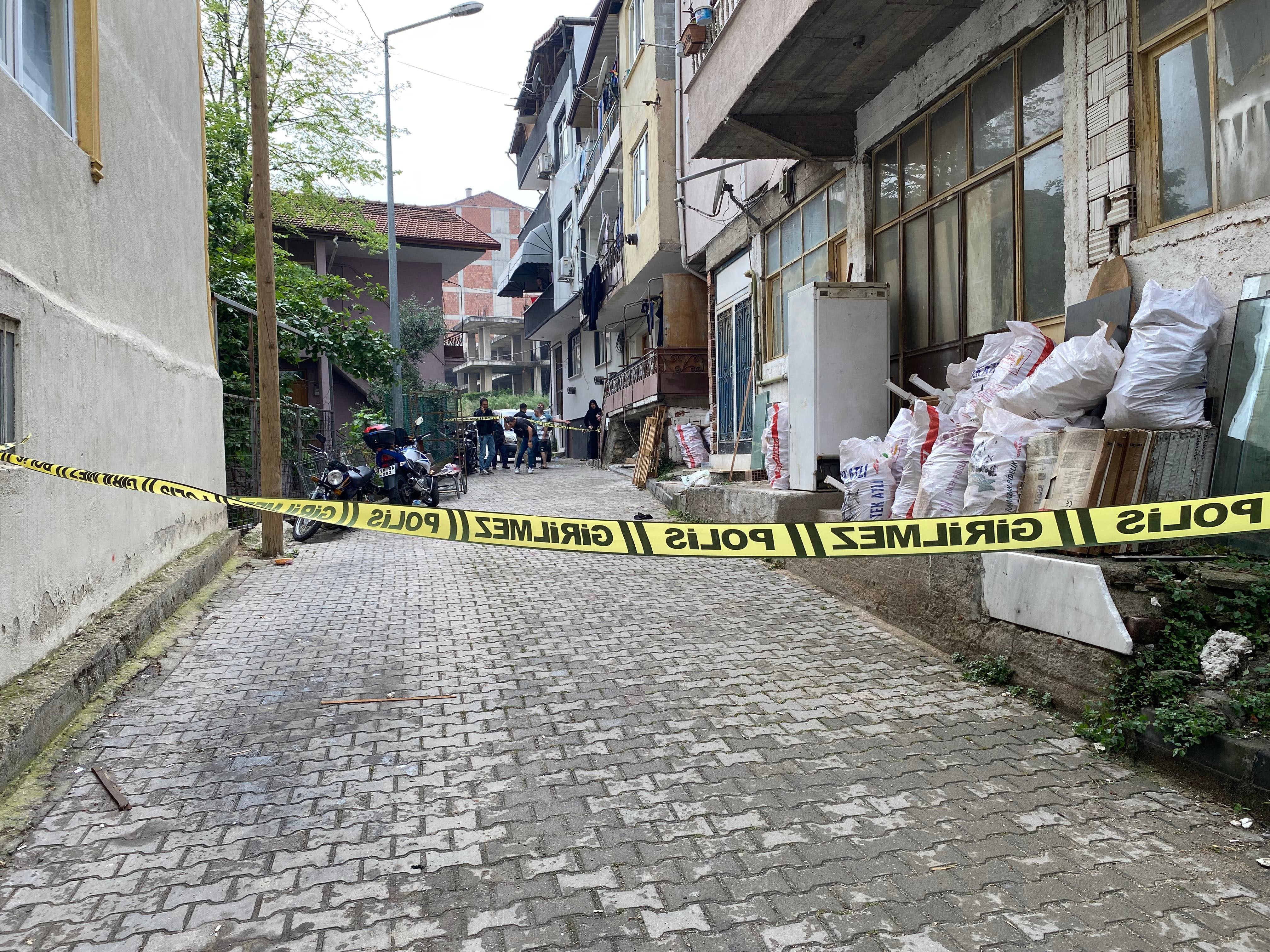 Miras Yüzünden Ölen Kardeş Son Yolculuğuna Uğurlandı 1