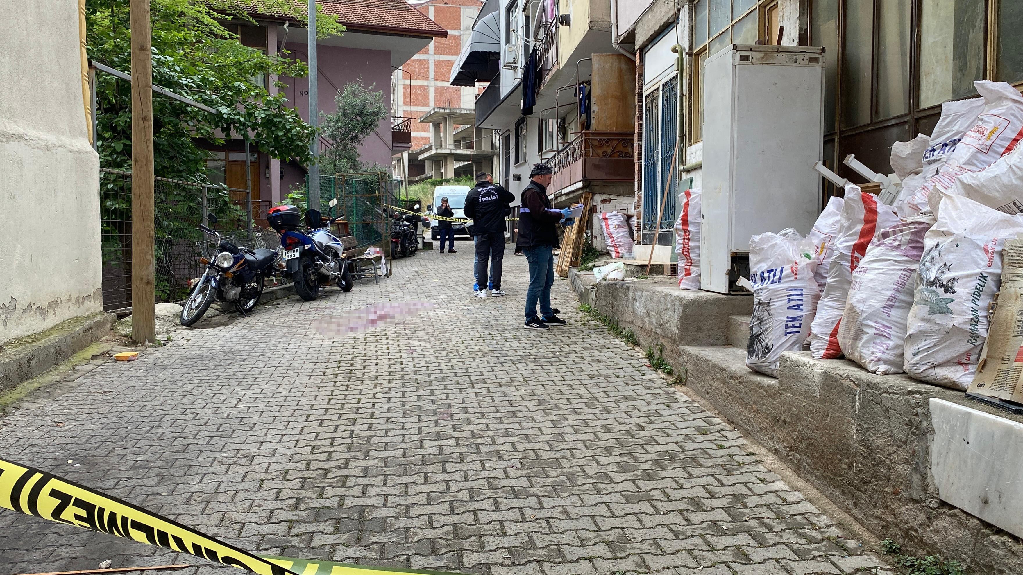 Miras Yüzünden Ölen Kardeş Son Yolculuğuna Uğurlandı 2