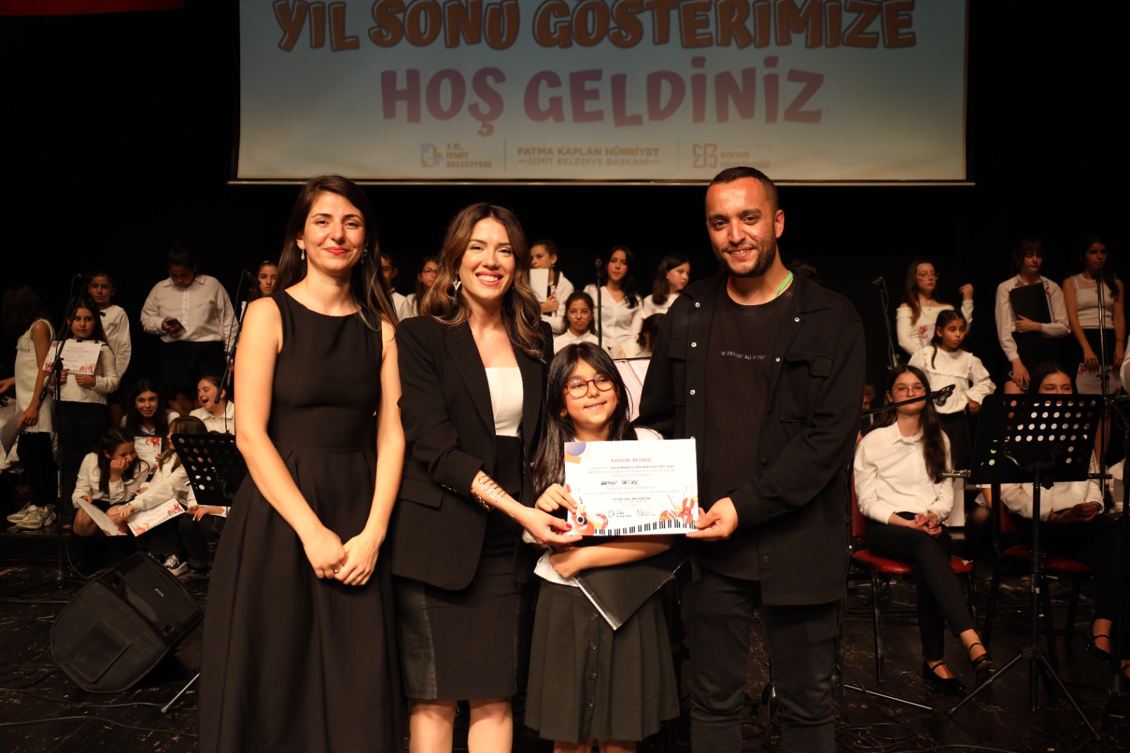 Sanat Akademisi'nde Bir Yilin Emegi Notalara Dönüstü, Alkislar Hiç Dinmedi (14)