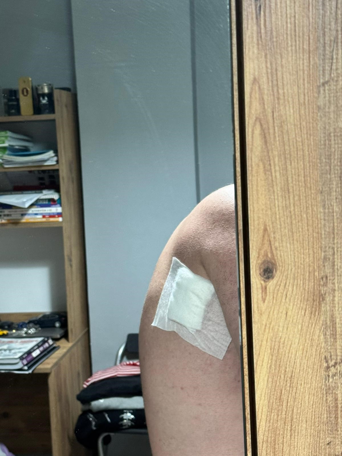 Sınıfta Dehşet Kamerada Elinde Bıçak Ve Sopayla Saldırdı! 4