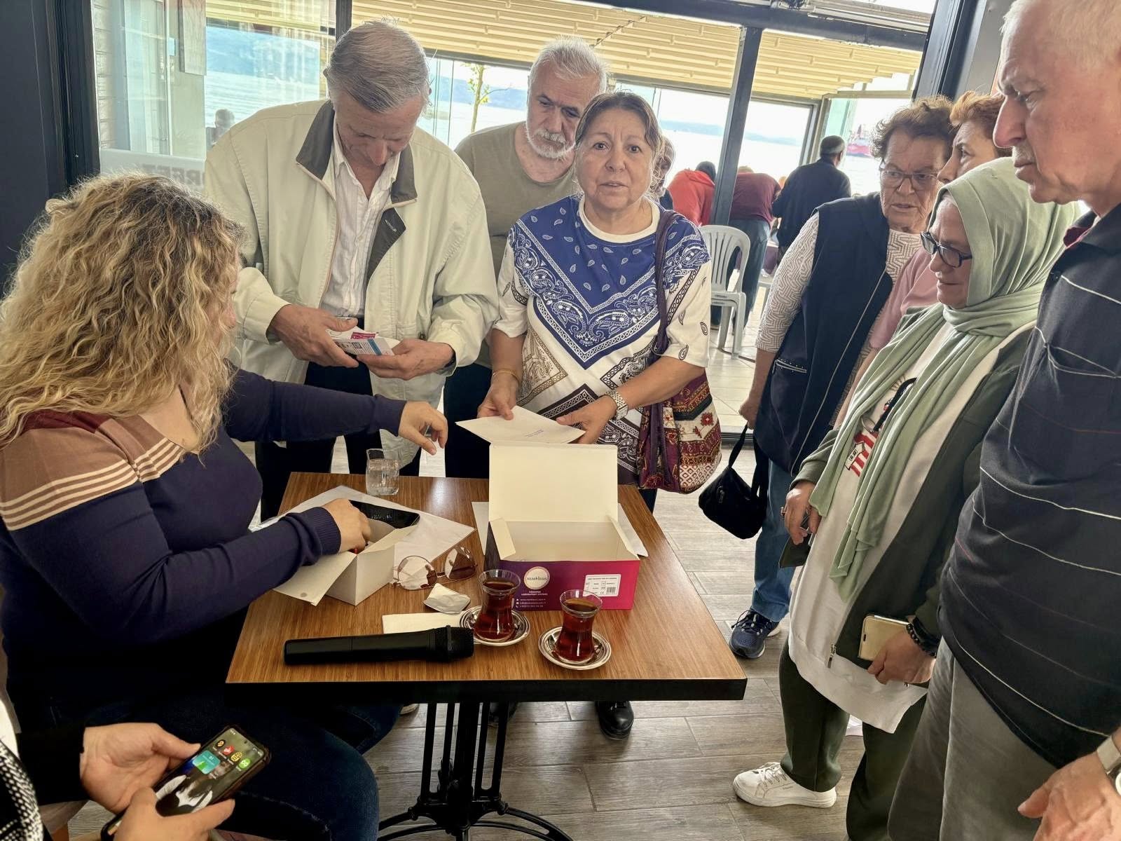 Ücretsi̇z Kanser Tarama Ki̇tleri̇ Dağitildi