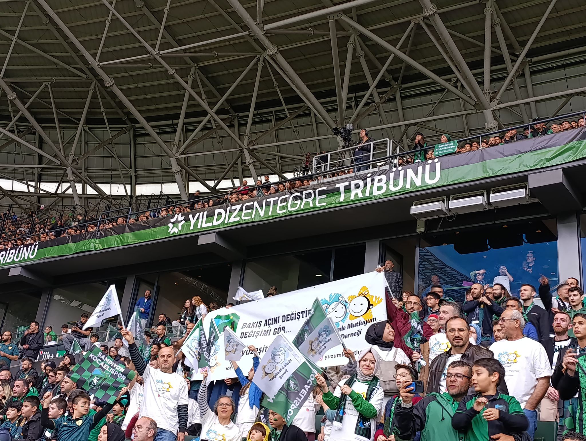 Kocaelispor'dan Dünyada Bir İlk: “Yüzümle Mutluyum” Seremonisi