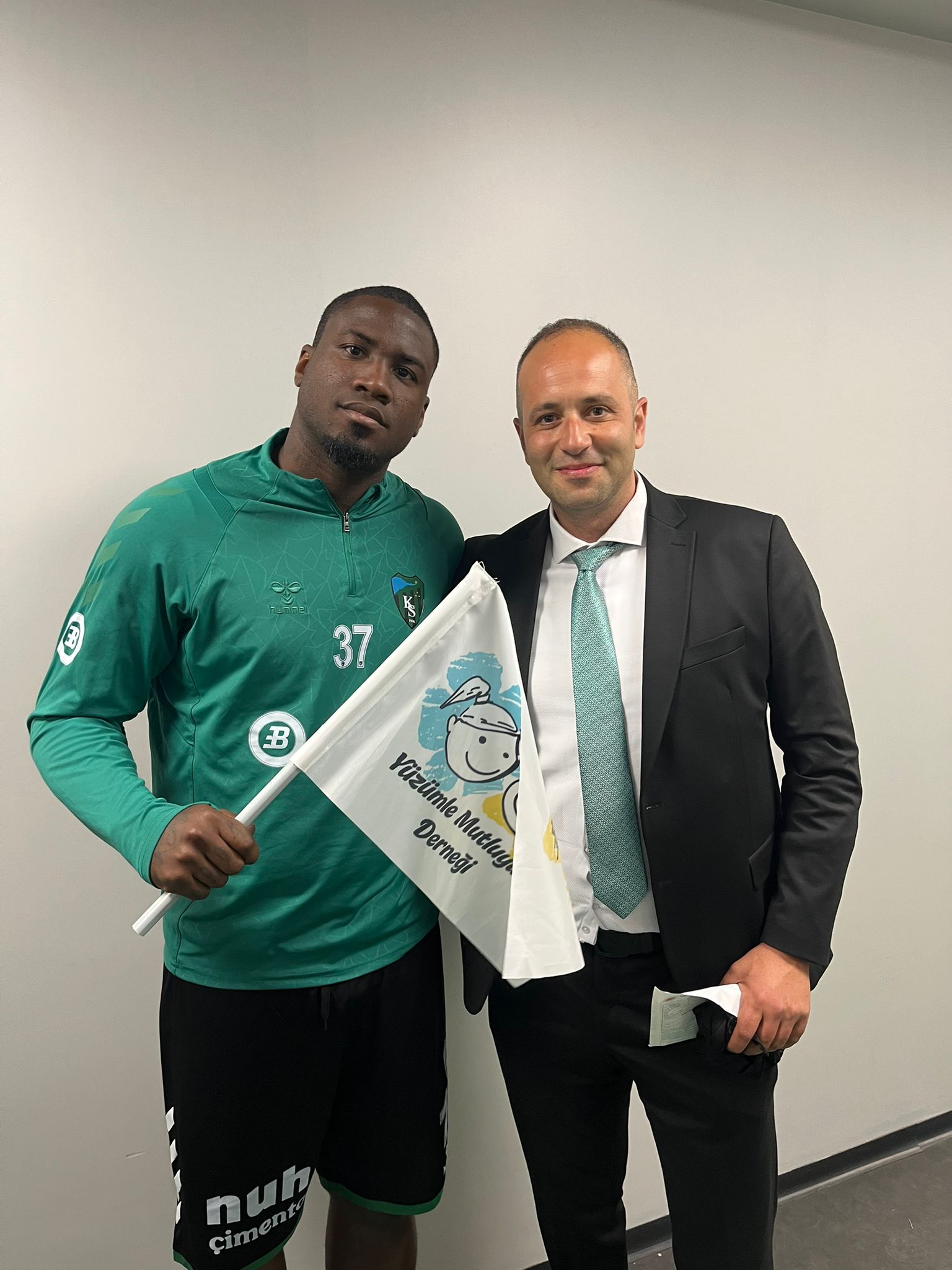 Kocaelispor'dan Dünyada Bir İlk: “Yüzümle Mutluyum” Seremonisi