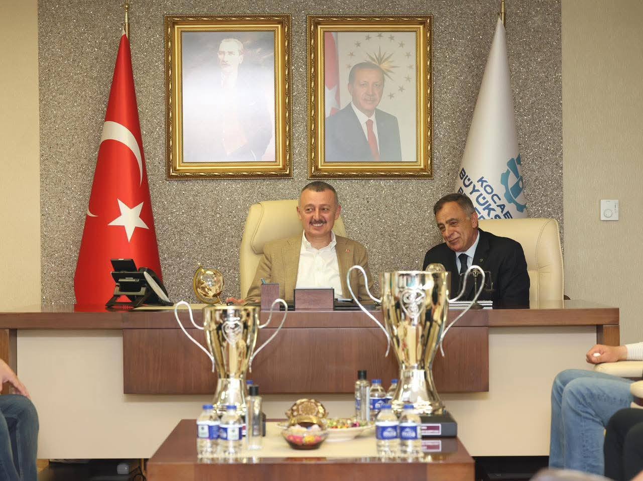 Başkan Büyükakın, Şampiyon Gençleri Ağırladı 1