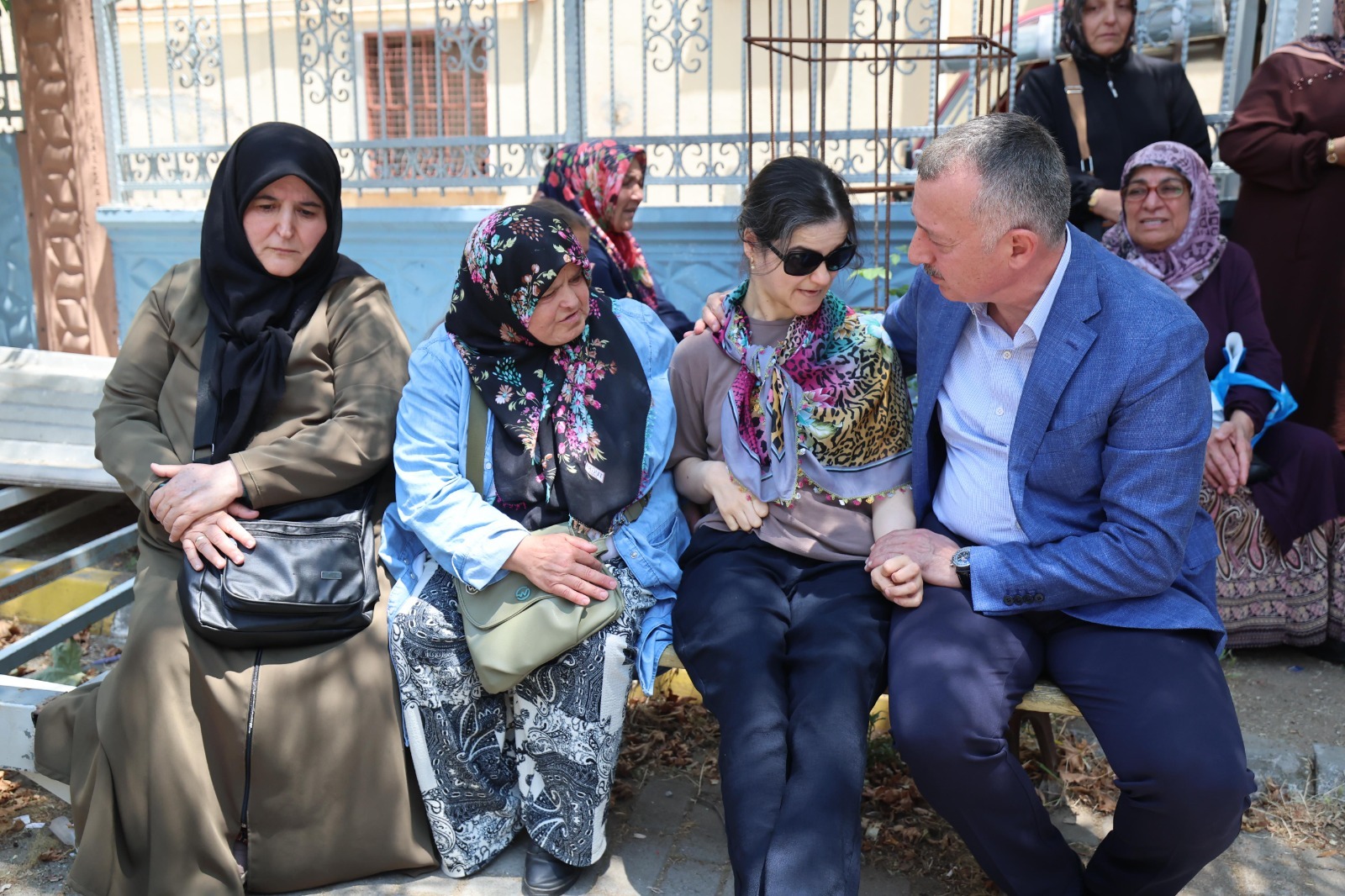 Başkan Büyuükakın Derinceli Gülşah’ı Acı Gününde De Yalnız Bırakmadı (2)