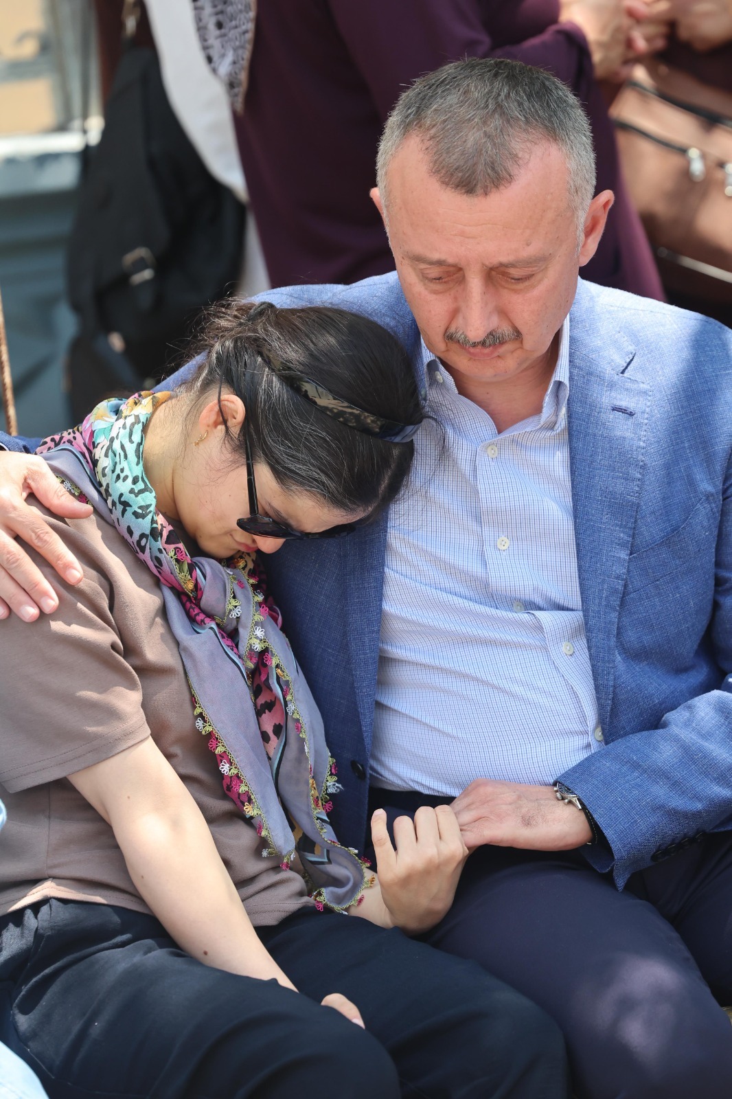 Başkan Büyuükakın Derinceli Gülşah’ı Acı Gününde De Yalnız Bırakmadı (4)