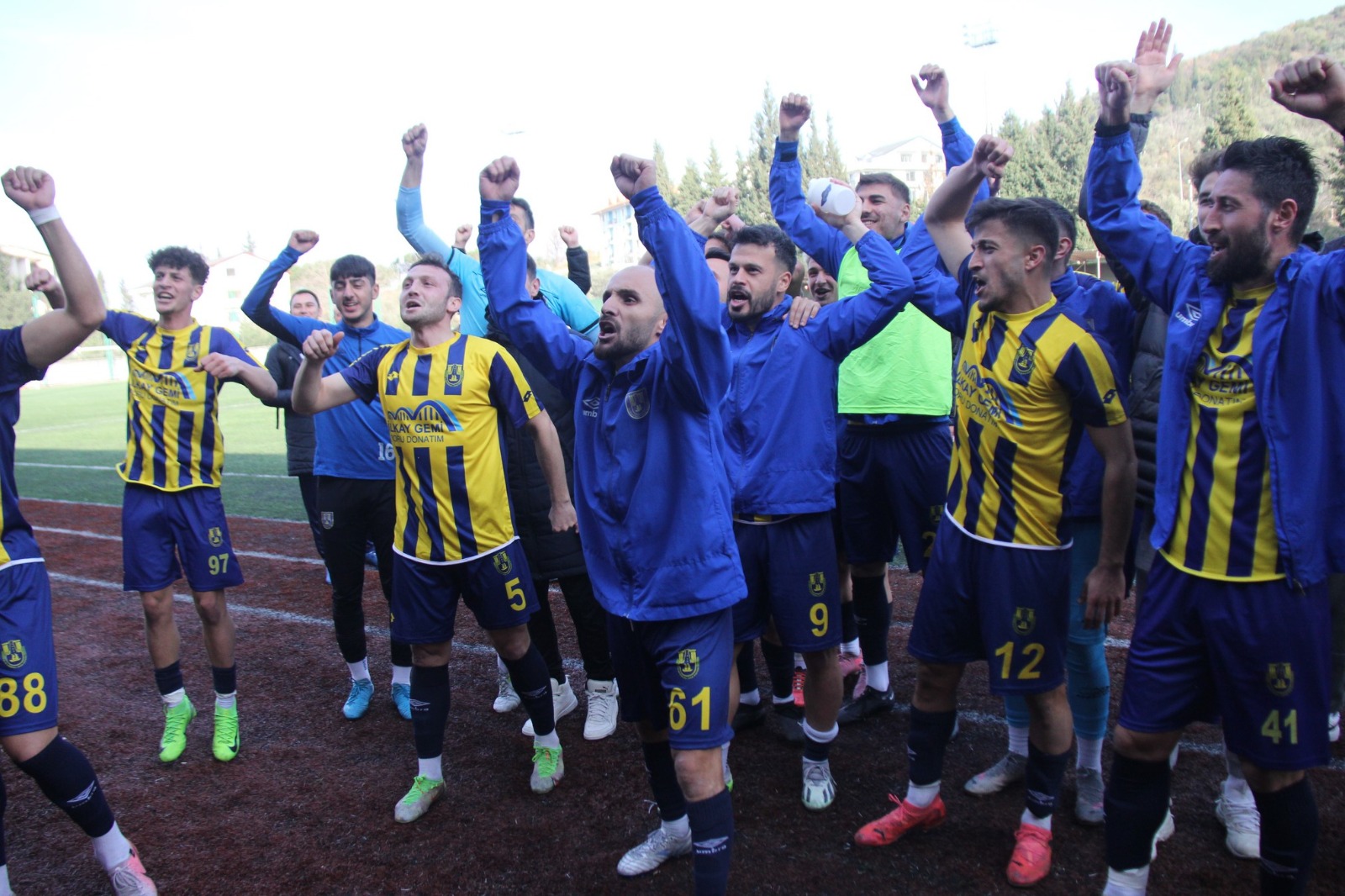Bizde İmzalar Kalplere Atılır 2