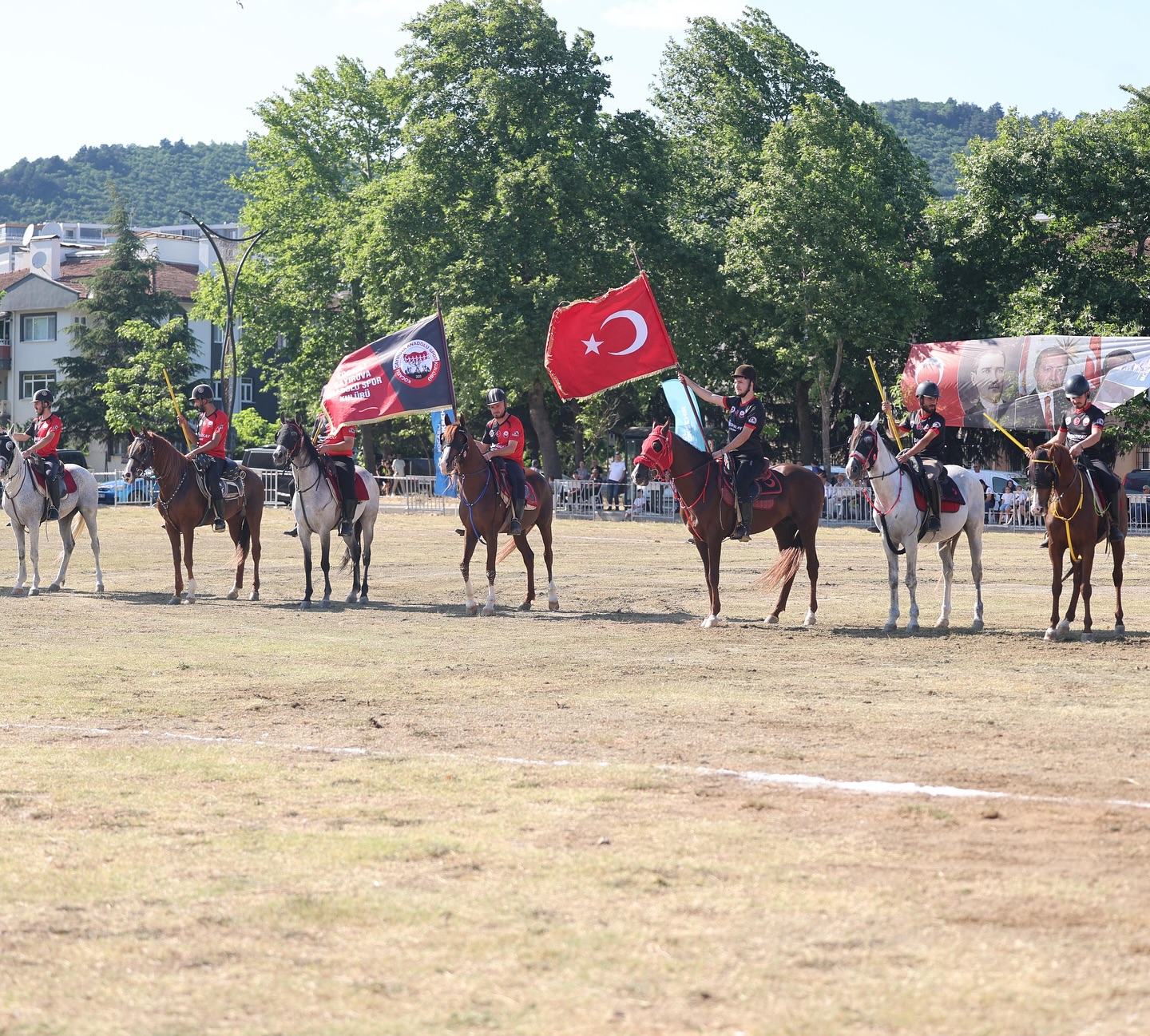Büyükakın Atın Üstündeki Türk Değilse Yüktür (3)