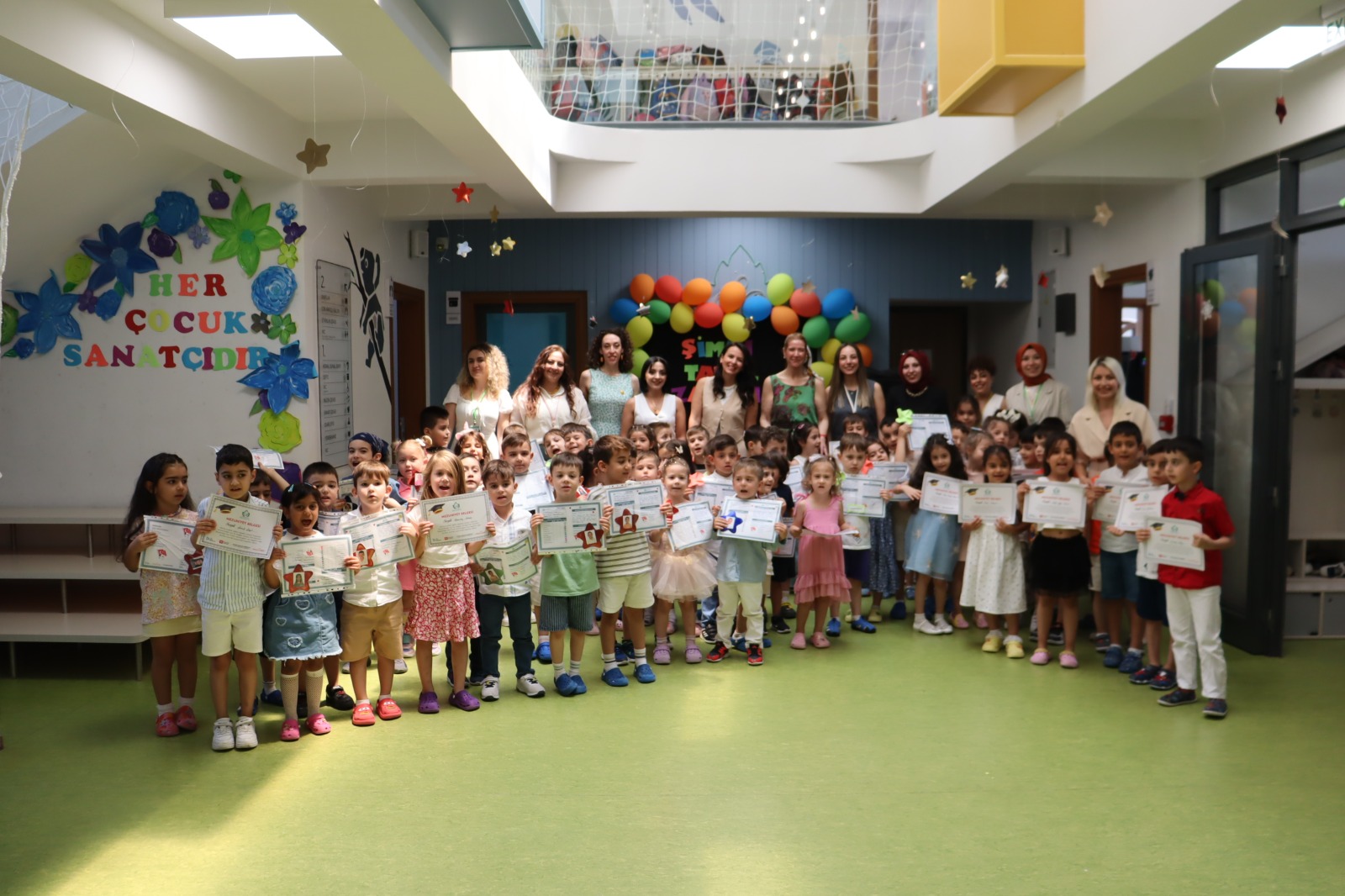 Çınar Çocuk Evleri’nde Mezuniyet Coşkusu (7)
