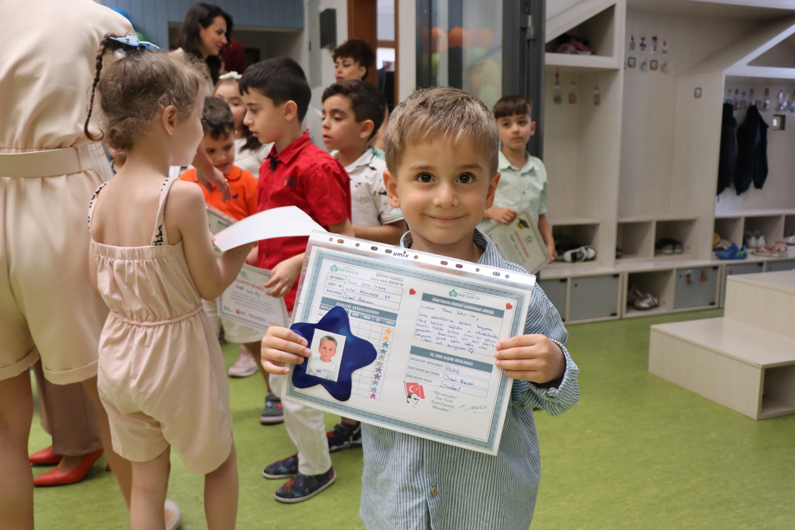 Çınar Çocuk Evleri’nde Mezuniyet Coşkusu (9)