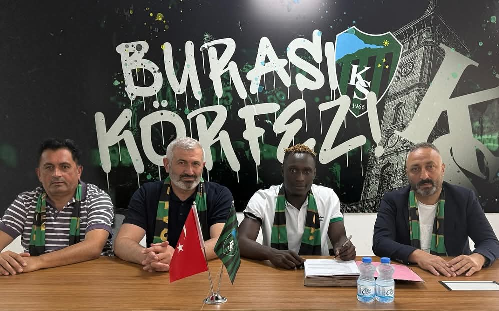 Dan Agyei Resmen Kocaelispor’da! (1)