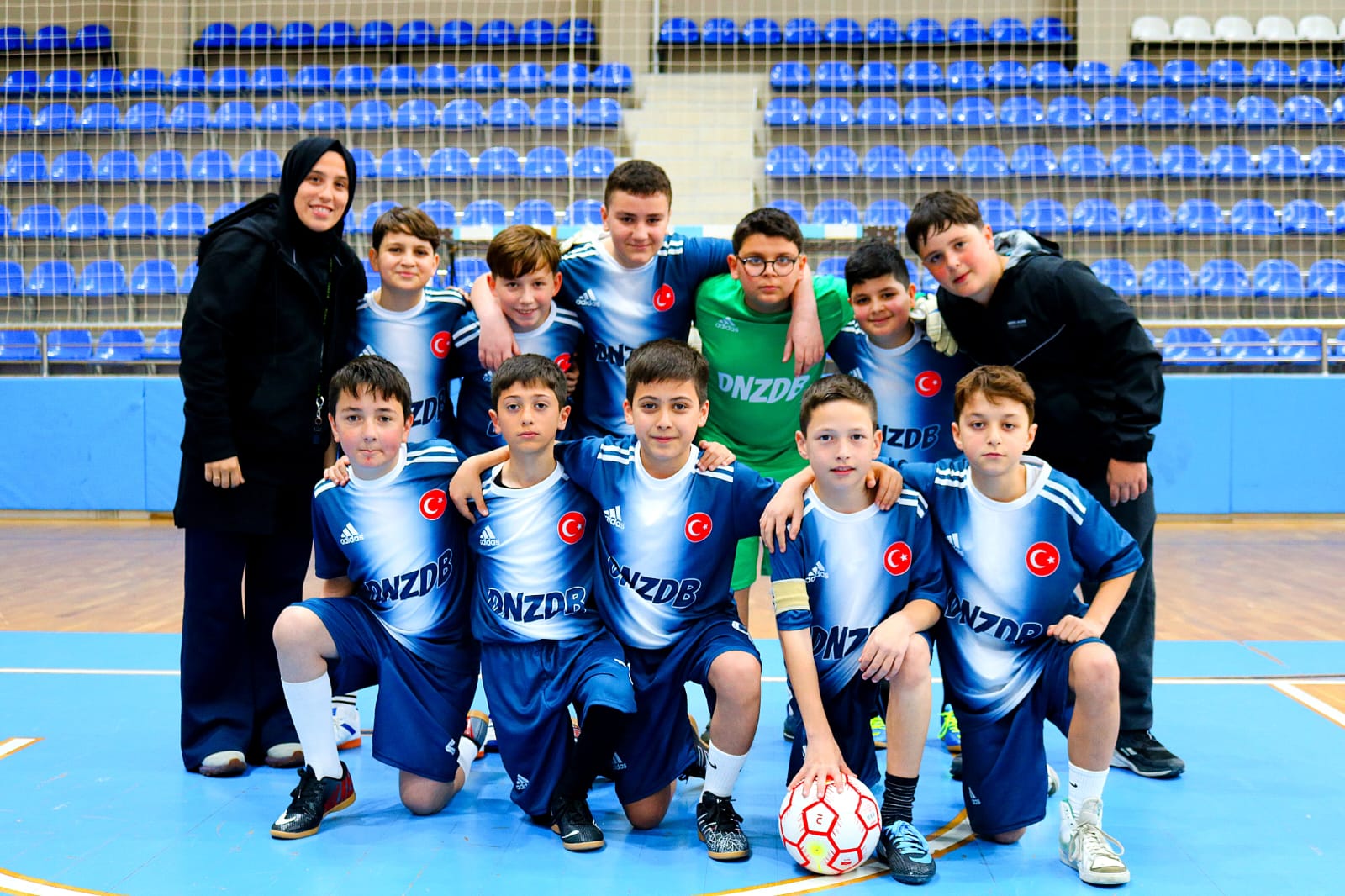 Denizdibi İlk Öğretim Okulu Sporda 1 Numara 1