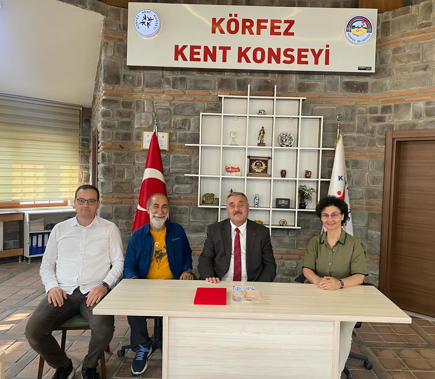 Dr. İmran Uzun Prof. Dr. Özlem Ünal Uzun