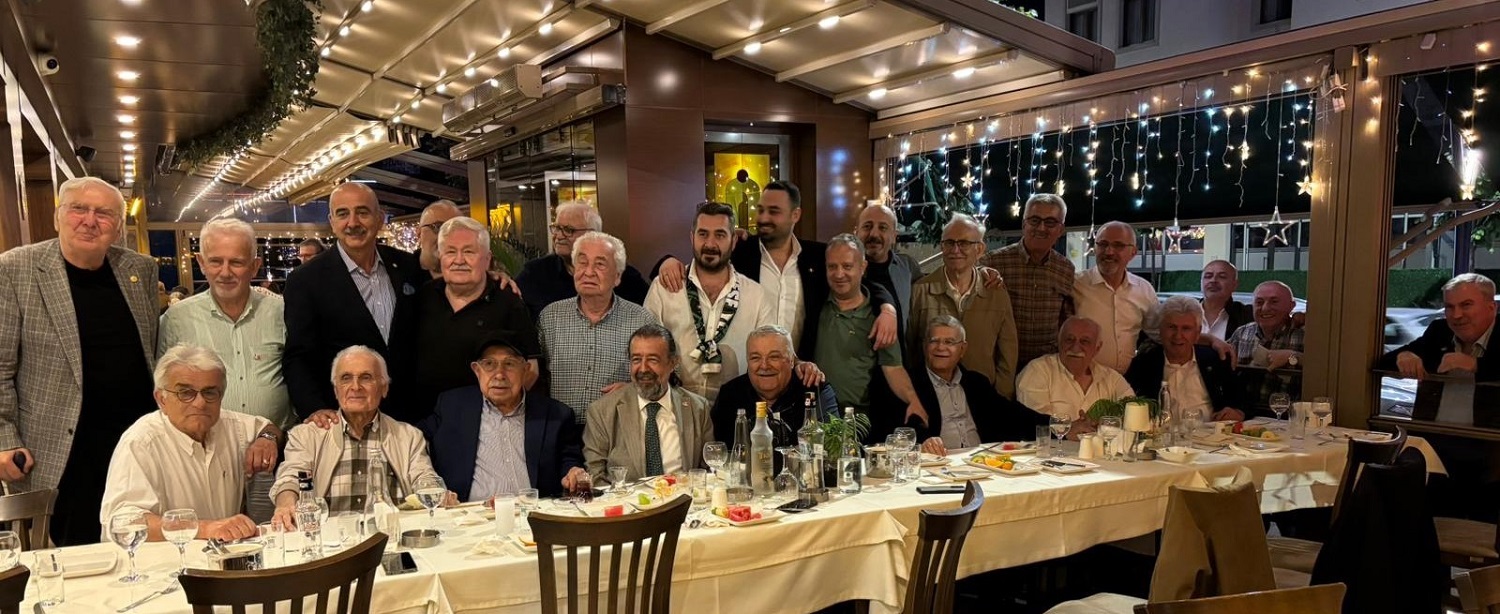 Eski Dostlar Son Toplantıyı Yaptı 1
