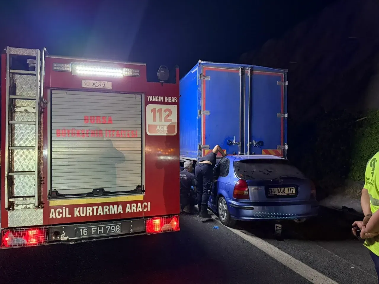 Gemlik'te Feci Kaza! İsu Personeli Kadir Kurt Yaşamını Yitirdi (2)