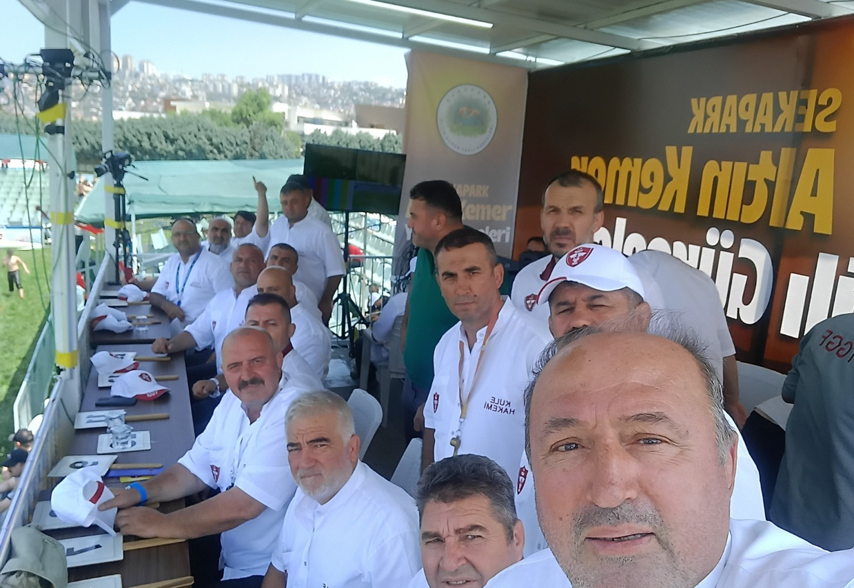 Güreş (1)