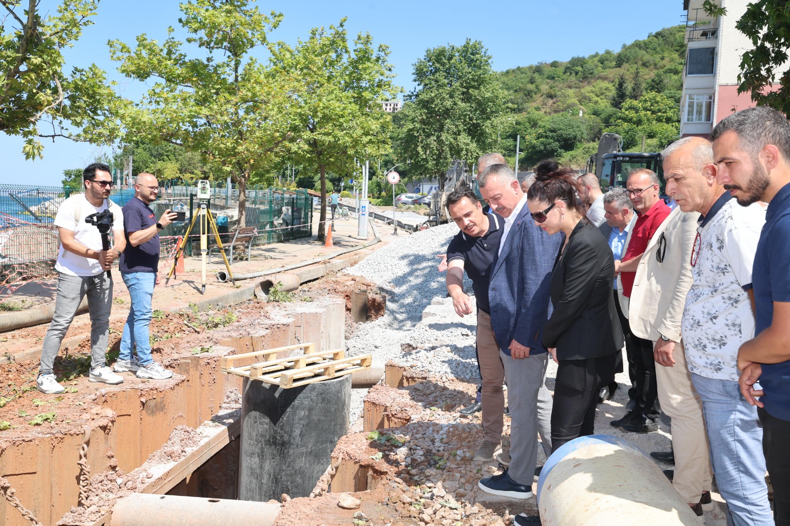 Halıdere’de Altyapı Dönüşümü! Büyükakın Yerinde İnceledi (5)