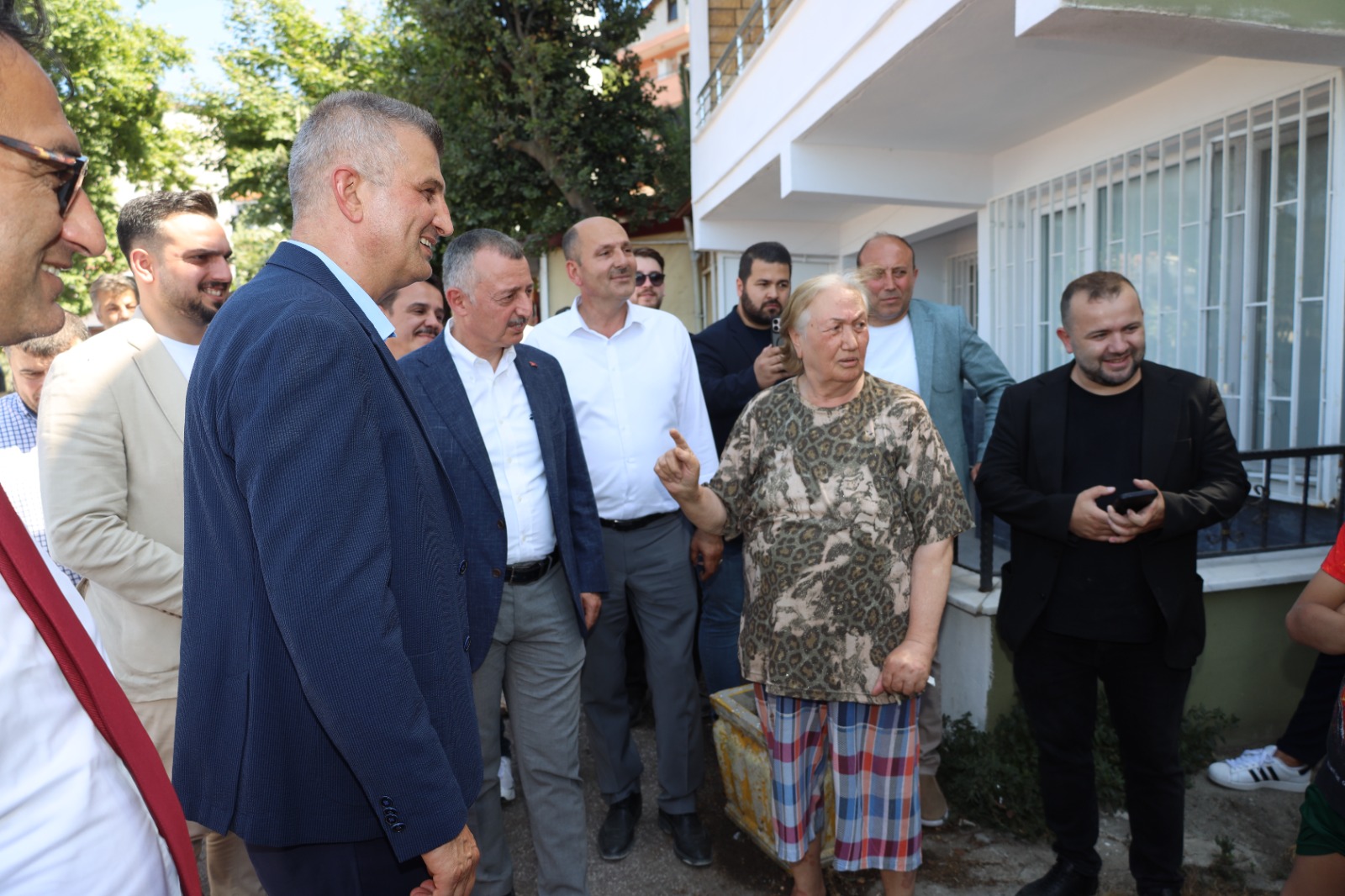 Halıdere’de Altyapı Dönüşümü! Büyükakın Yerinde İnceledi (6)