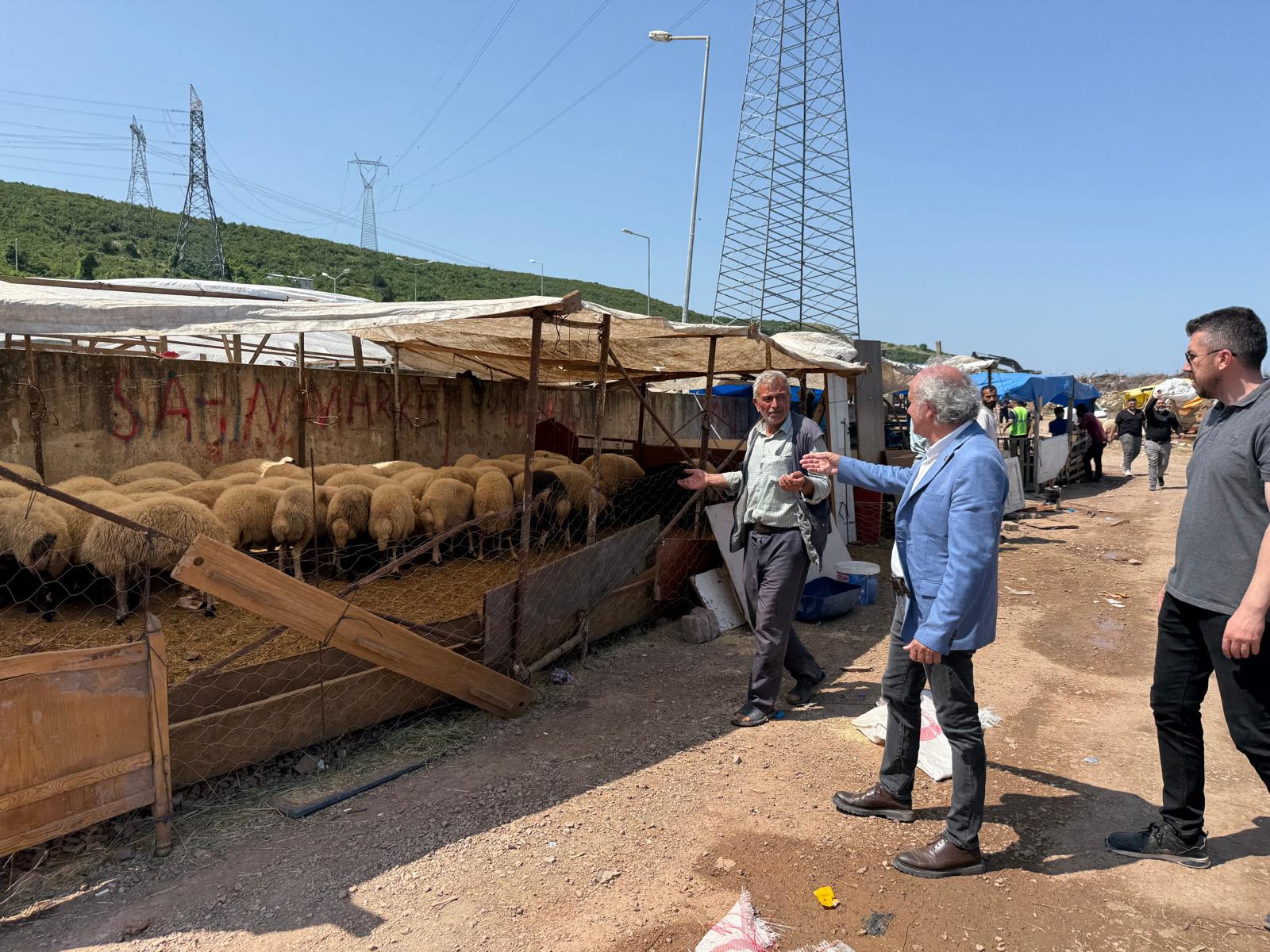 Izmit Belediyesi Kurban Pazarindaki Kumpasi Ifsa Etti (6)