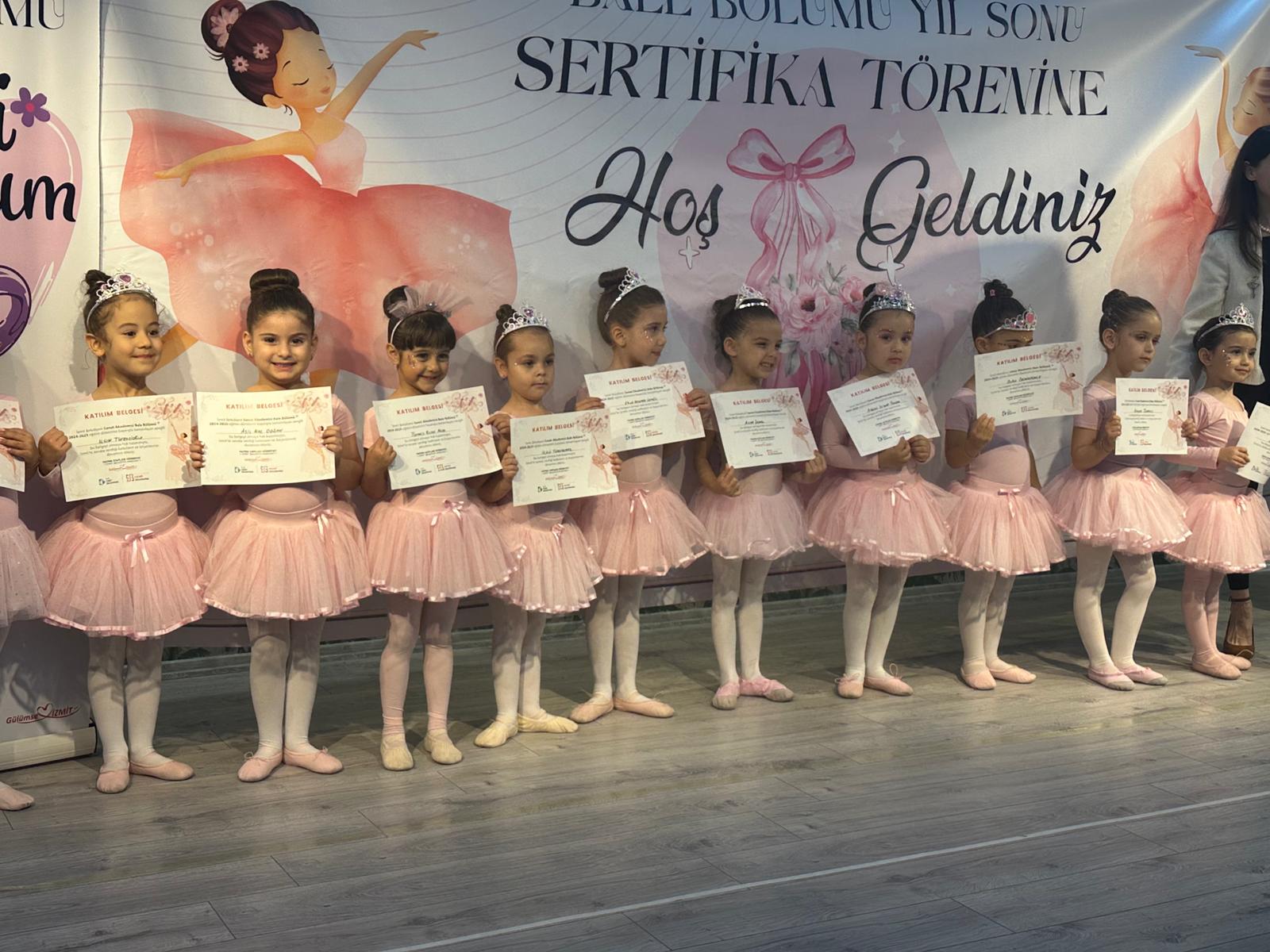 İzmitli Minik Balerinler Sahneye Işık Saçtı (3)