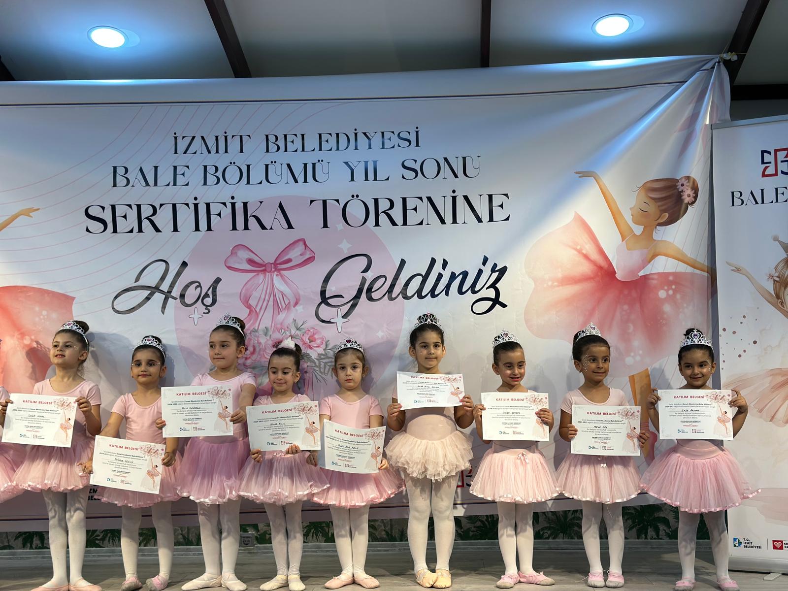 İzmitli Minik Balerinler Sahneye Işık Saçtı (5)