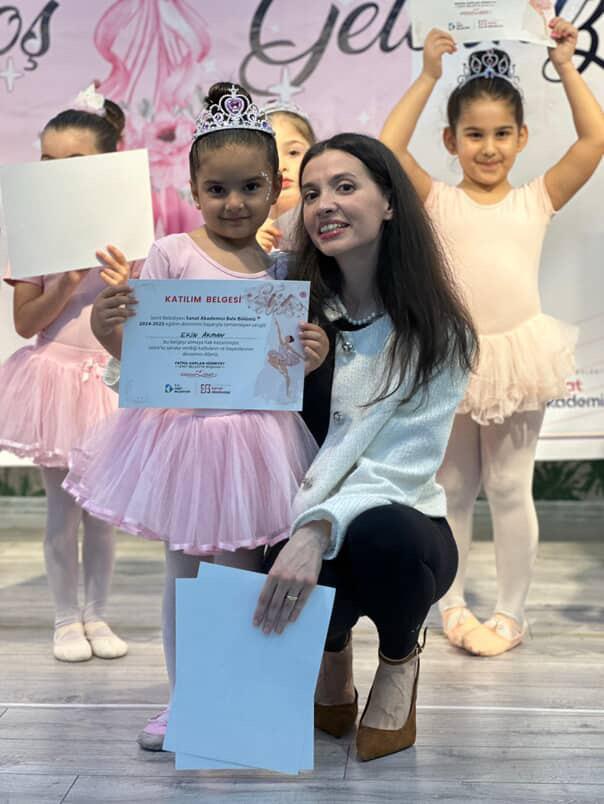 İzmitli Minik Balerinler Sahneye Işık Saçtı (6)