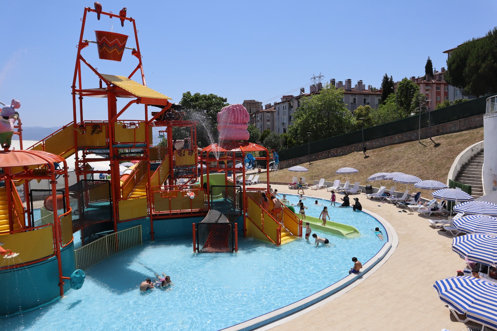 İzmit’te Yaz Sıcağına Aquapark Molası (3)