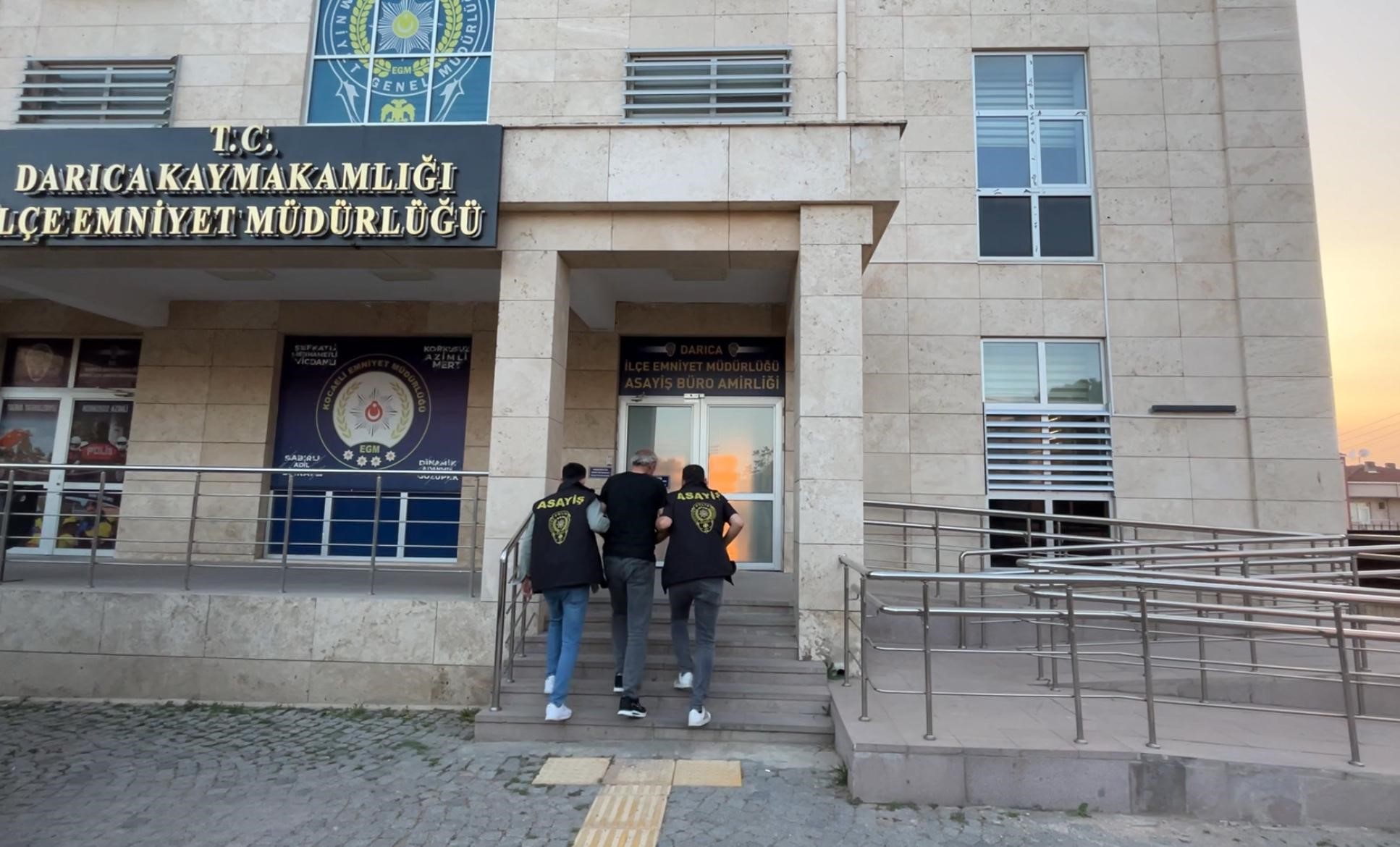 Kırşehir'de Öldürdü, Kocaeli'de Yakalandı!