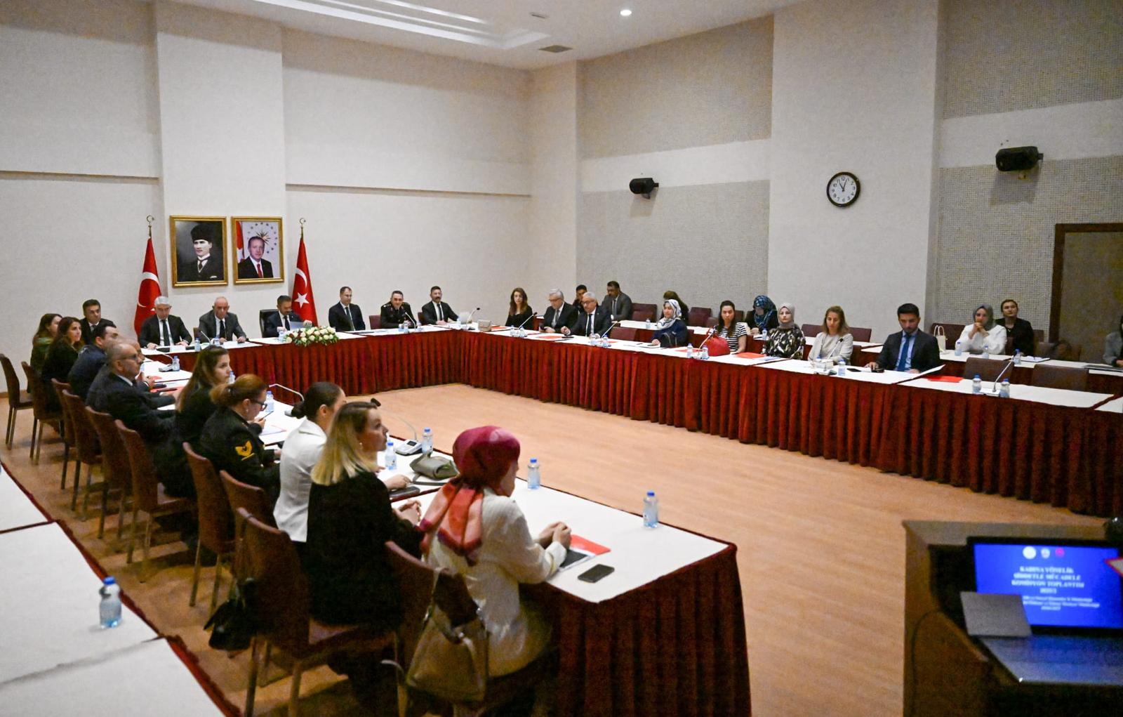 Kocaeli'de Kadınlara Yönelik Şiddet Masaya Yatırıldı