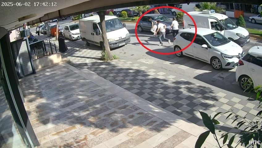 Kocaeli'de Korku Dolu Anlar! Magandalar Kadın, Çocuk Demedi!01