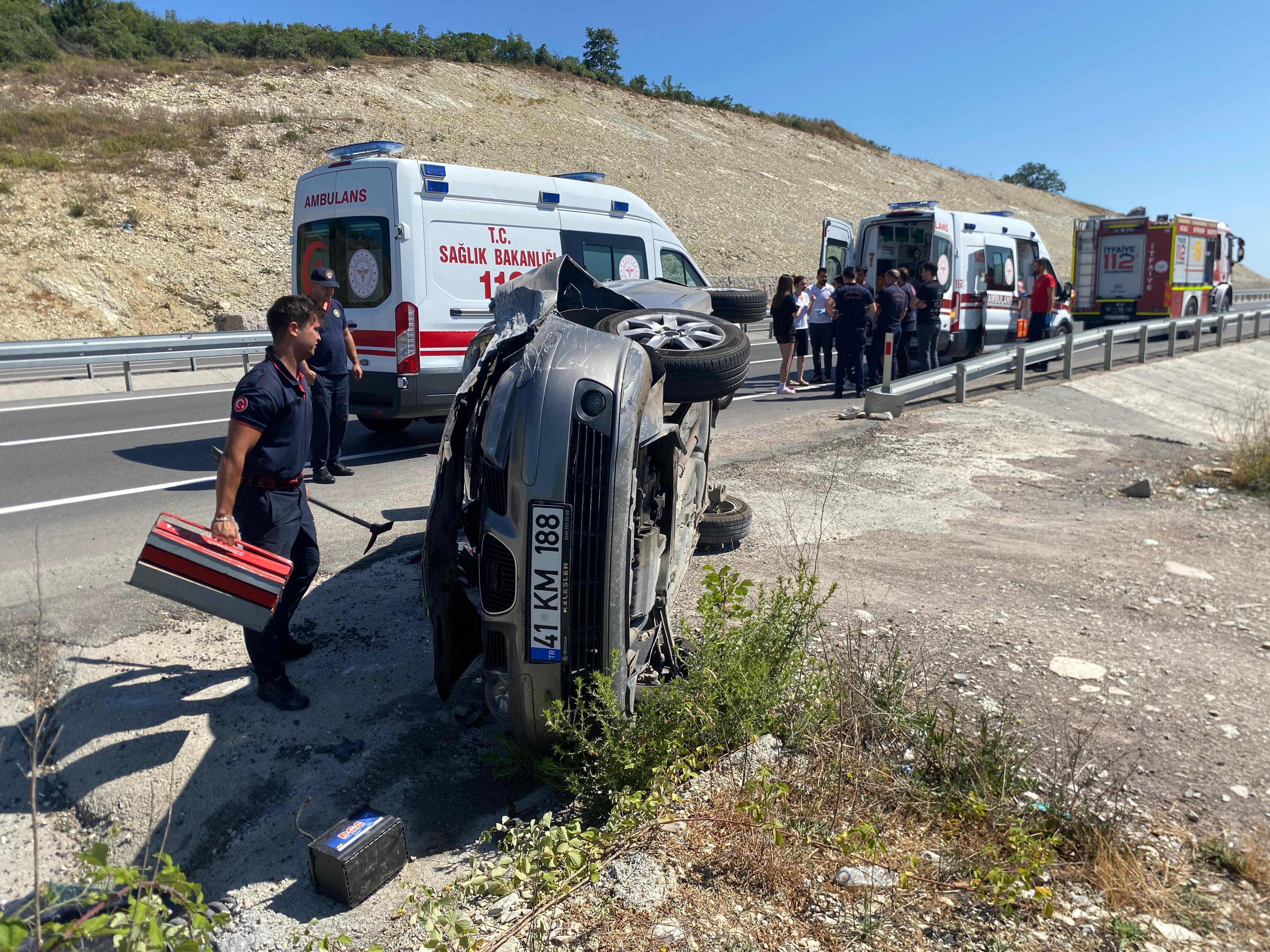 Kocaeli’de Takla Atan Otomobilden Mucizevi Kurtuluş 03