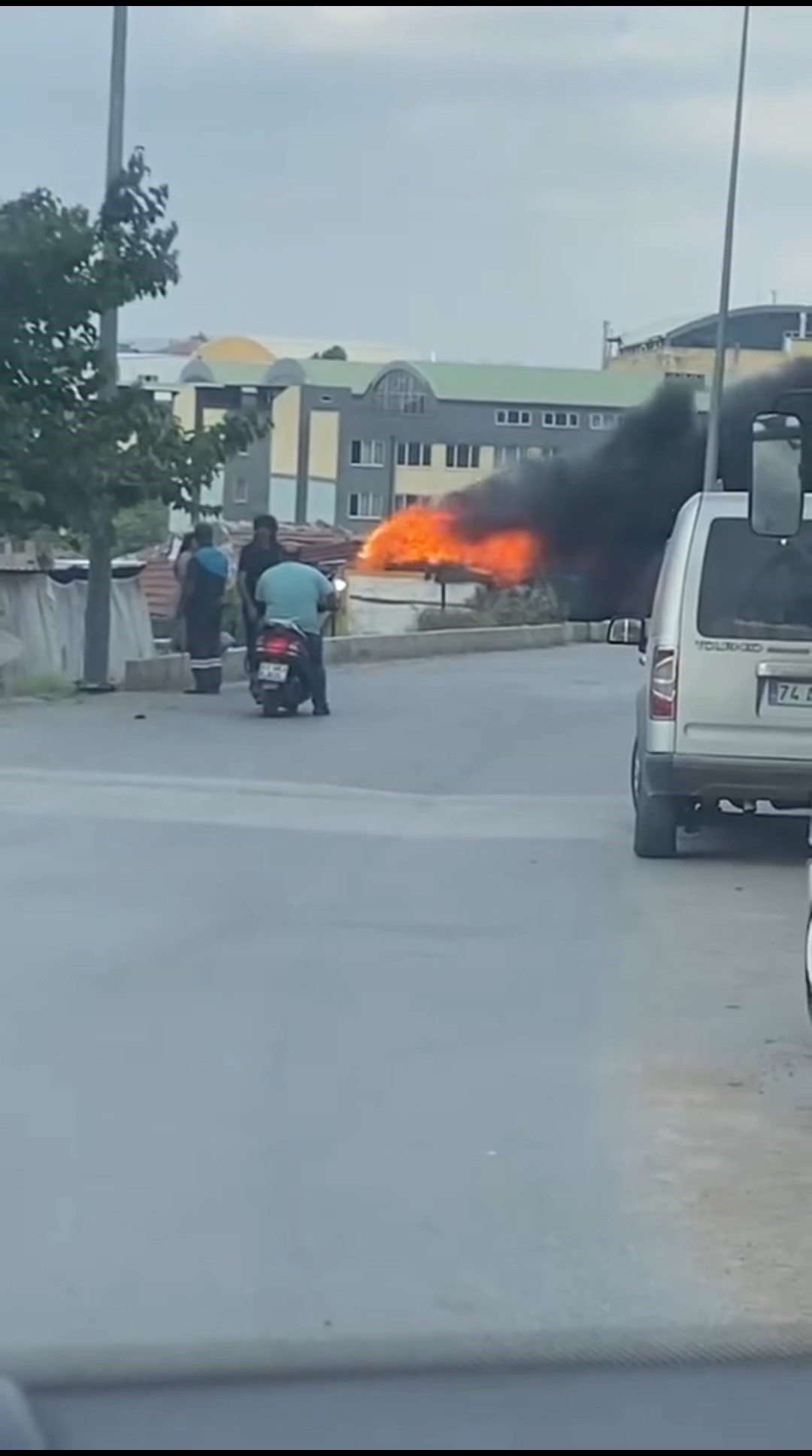 Kocali’de Tek Katlı Ev Küle Döndü 03