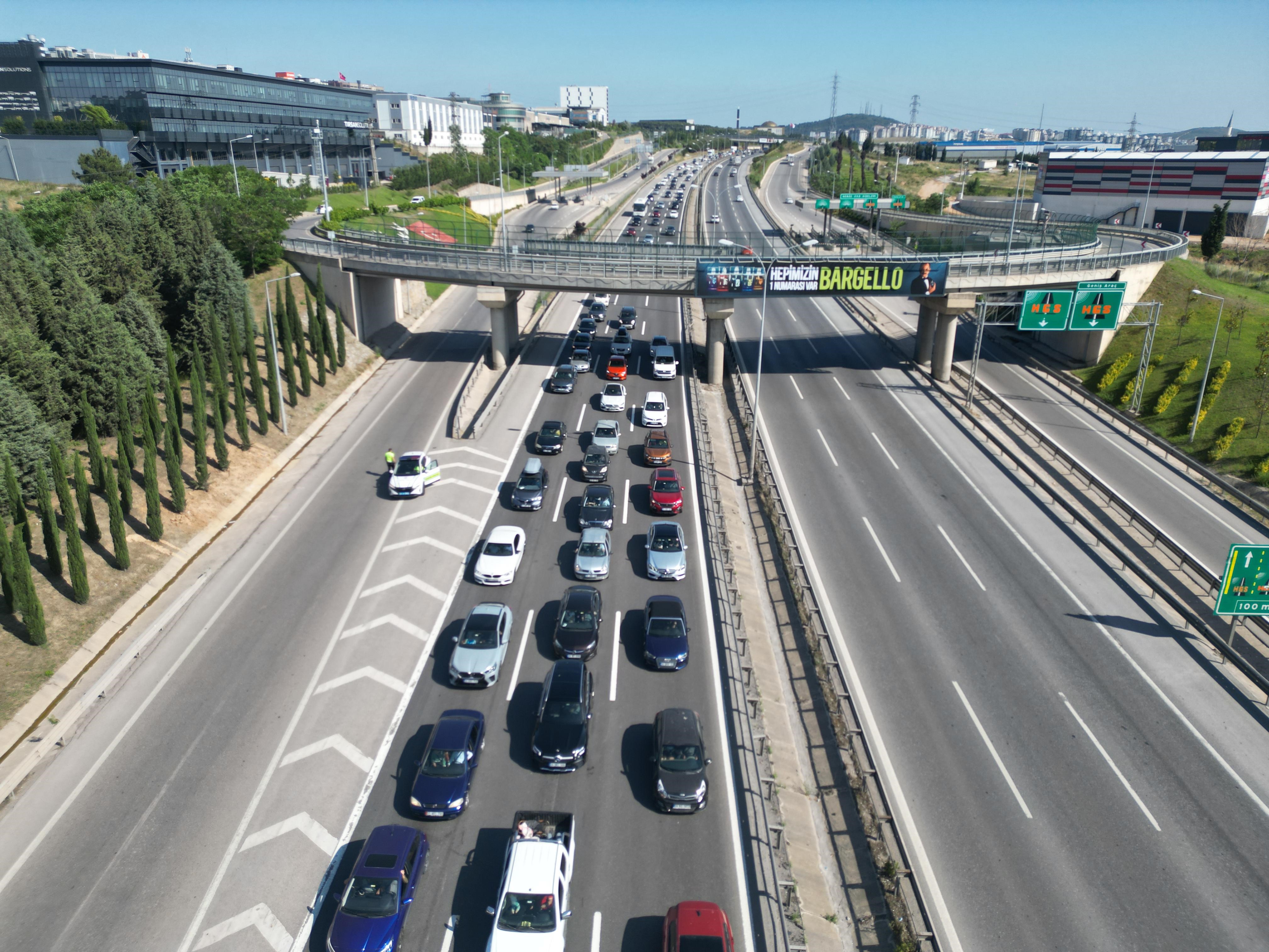Kurban Bayramı Dönüşünde Kocaeli’de Trafik Kilitlendi 02