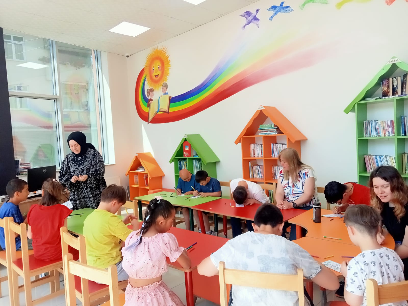 Özel Çocuklar Izgim'de Kitaplarla Ve El Sanatlariyla Tanisti (8)